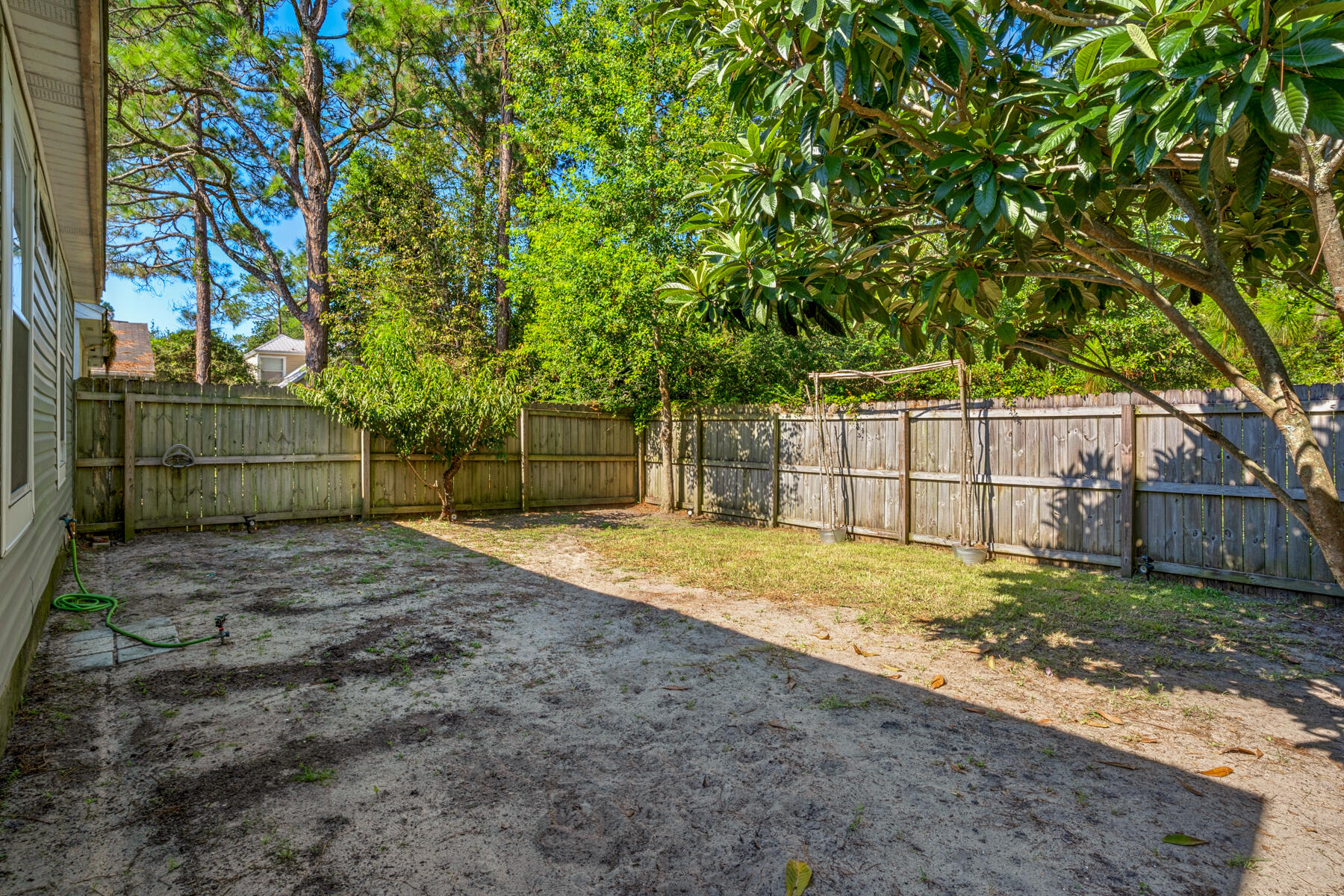 KELLY HILL ESTATES - Residential Lease