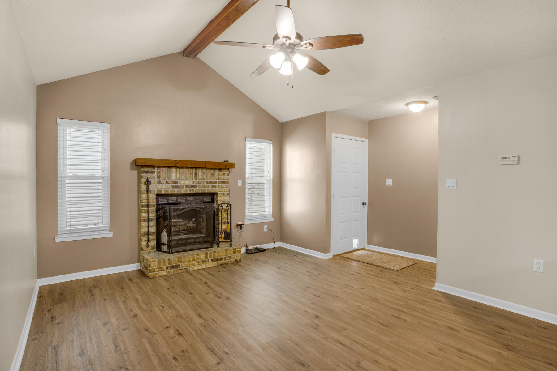 KELLY HILL ESTATES - Residential Lease