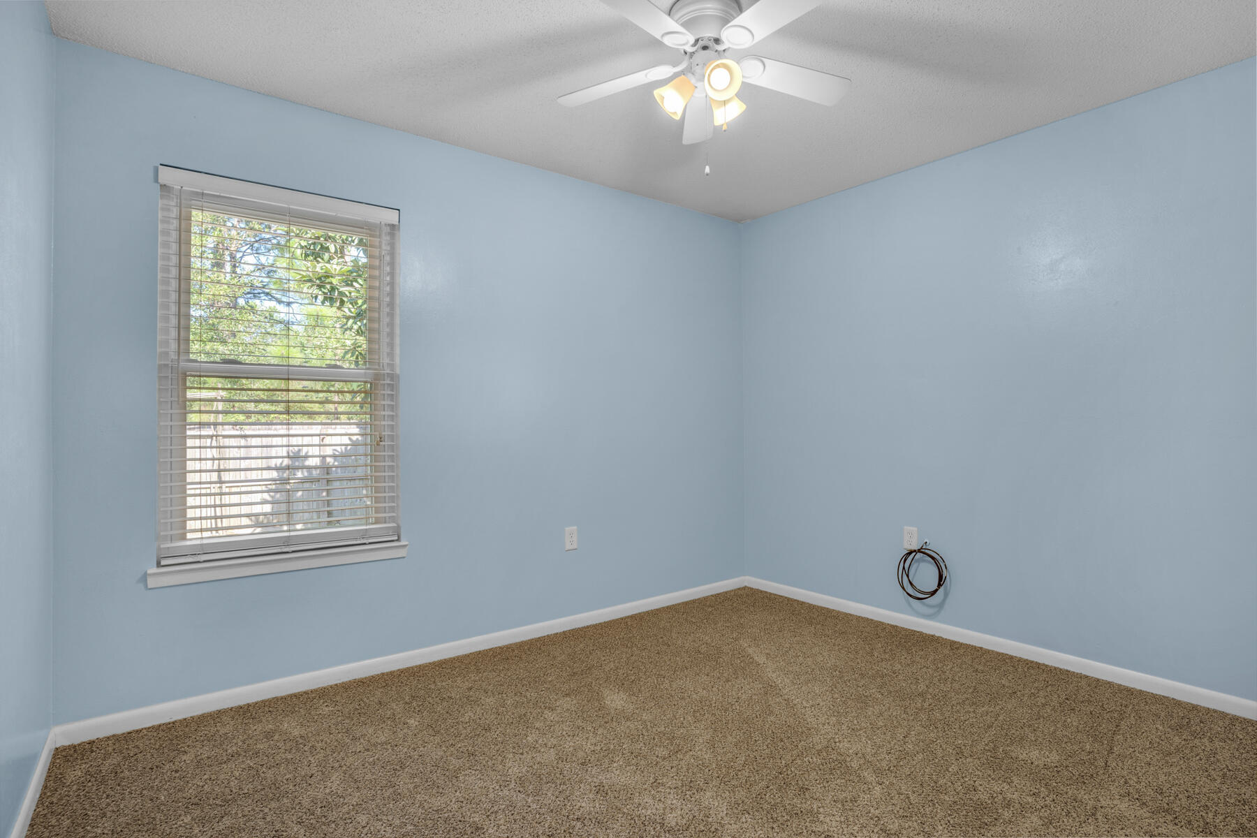 KELLY HILL ESTATES - Residential Lease