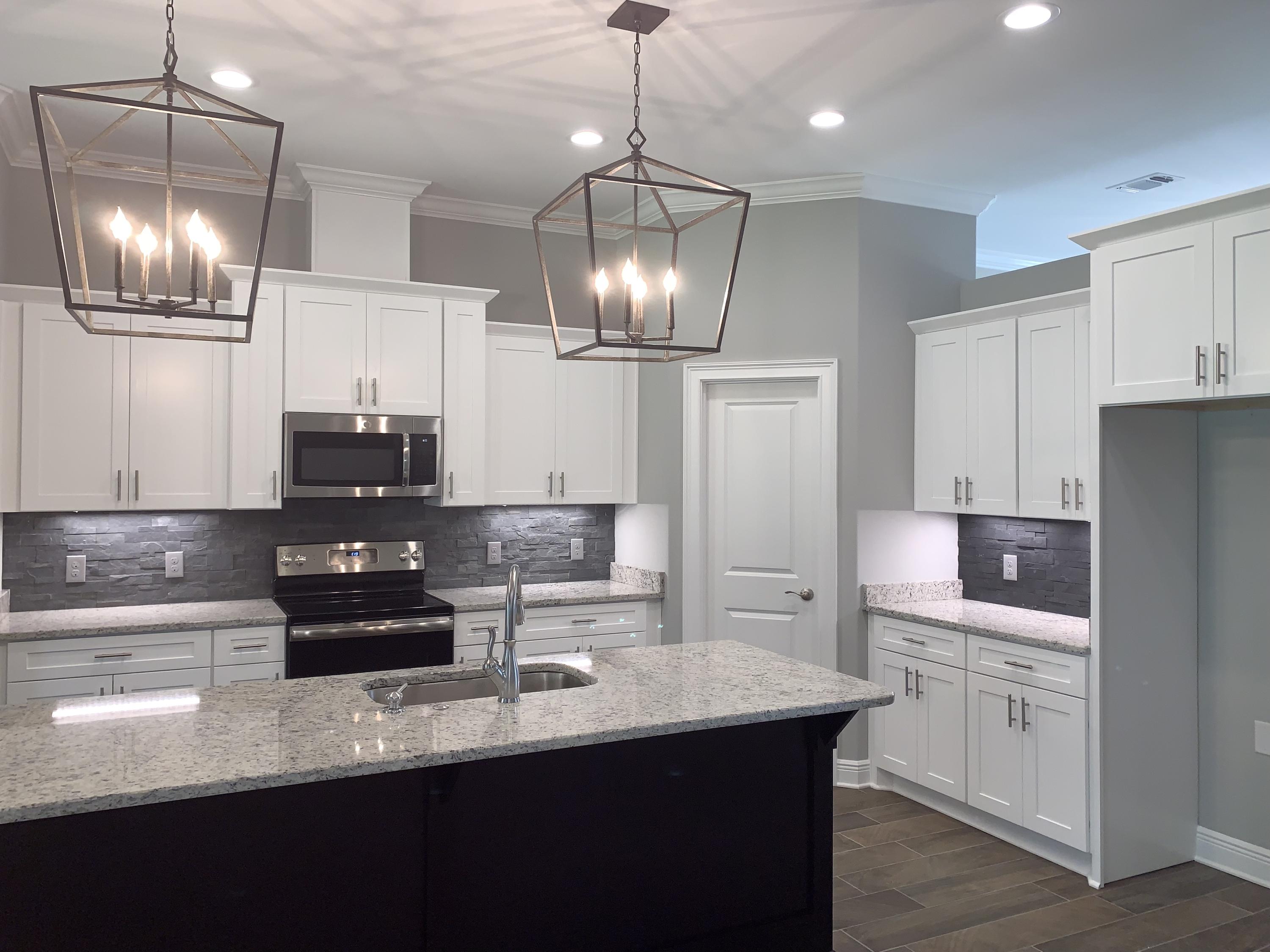 HOLLEY BY THE SEA - Residential