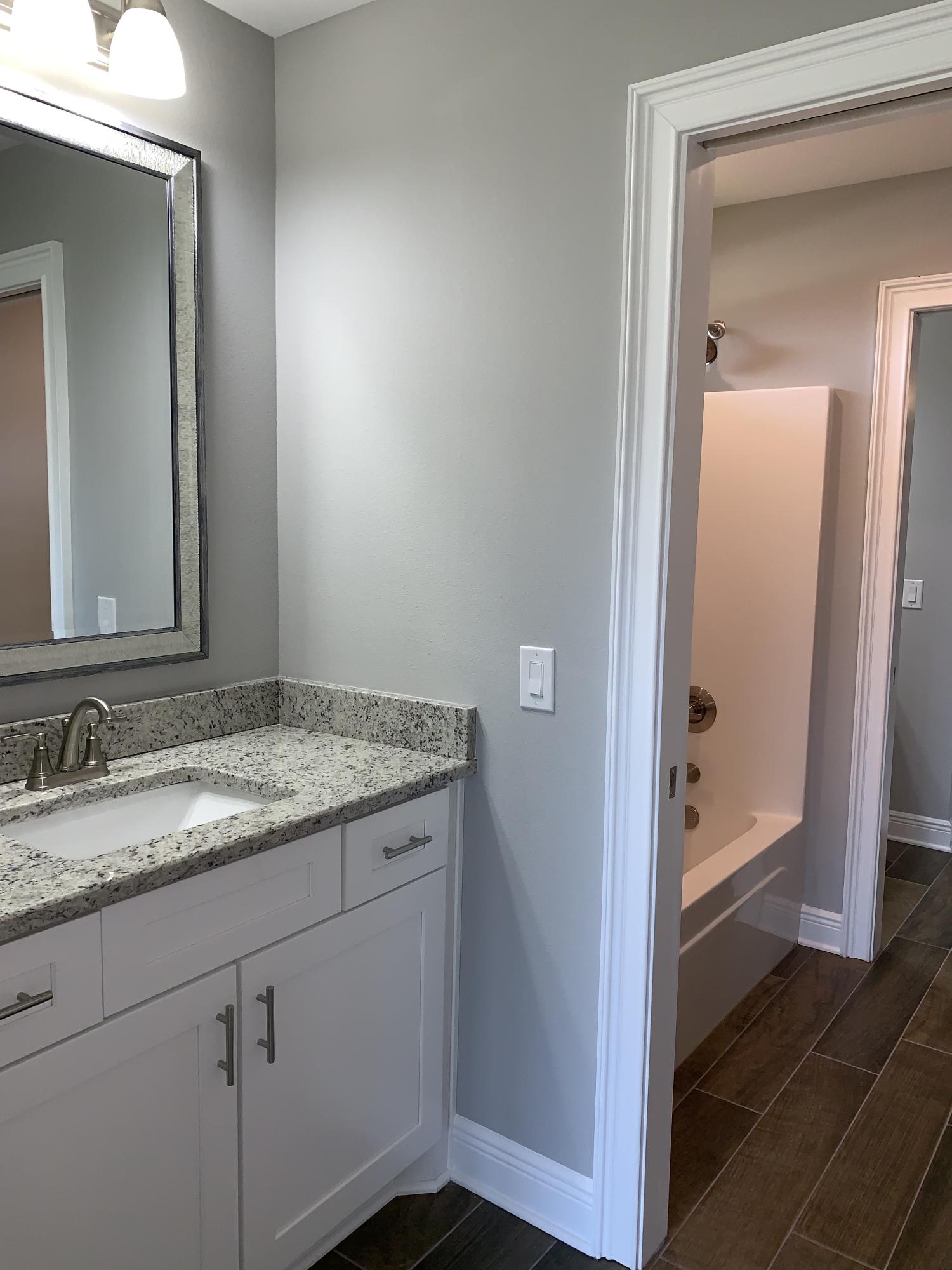 HOLLEY BY THE SEA - Residential