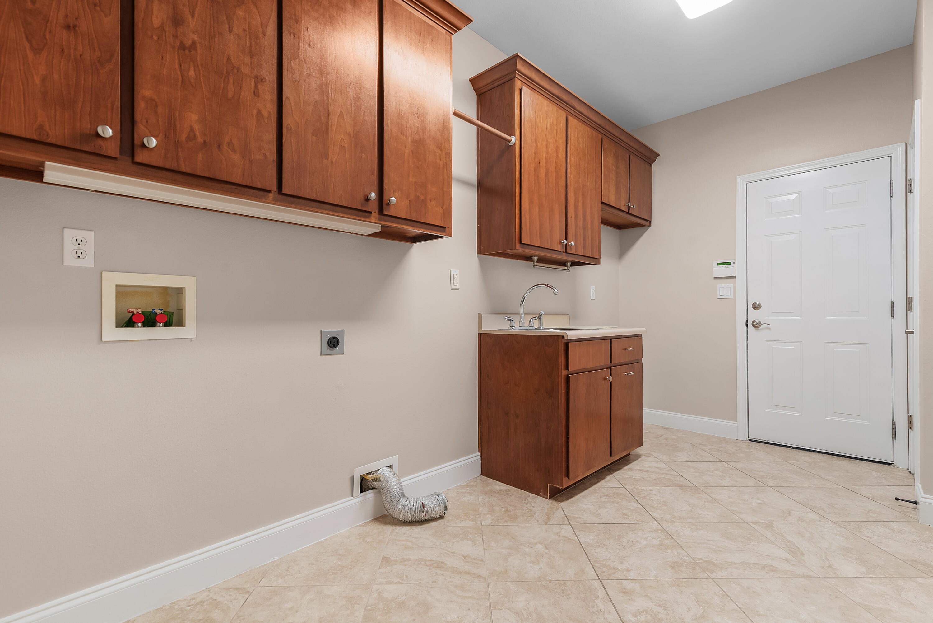 ROCKY BAYOU COUNTRY CLUB ESTATES 9 - Residential