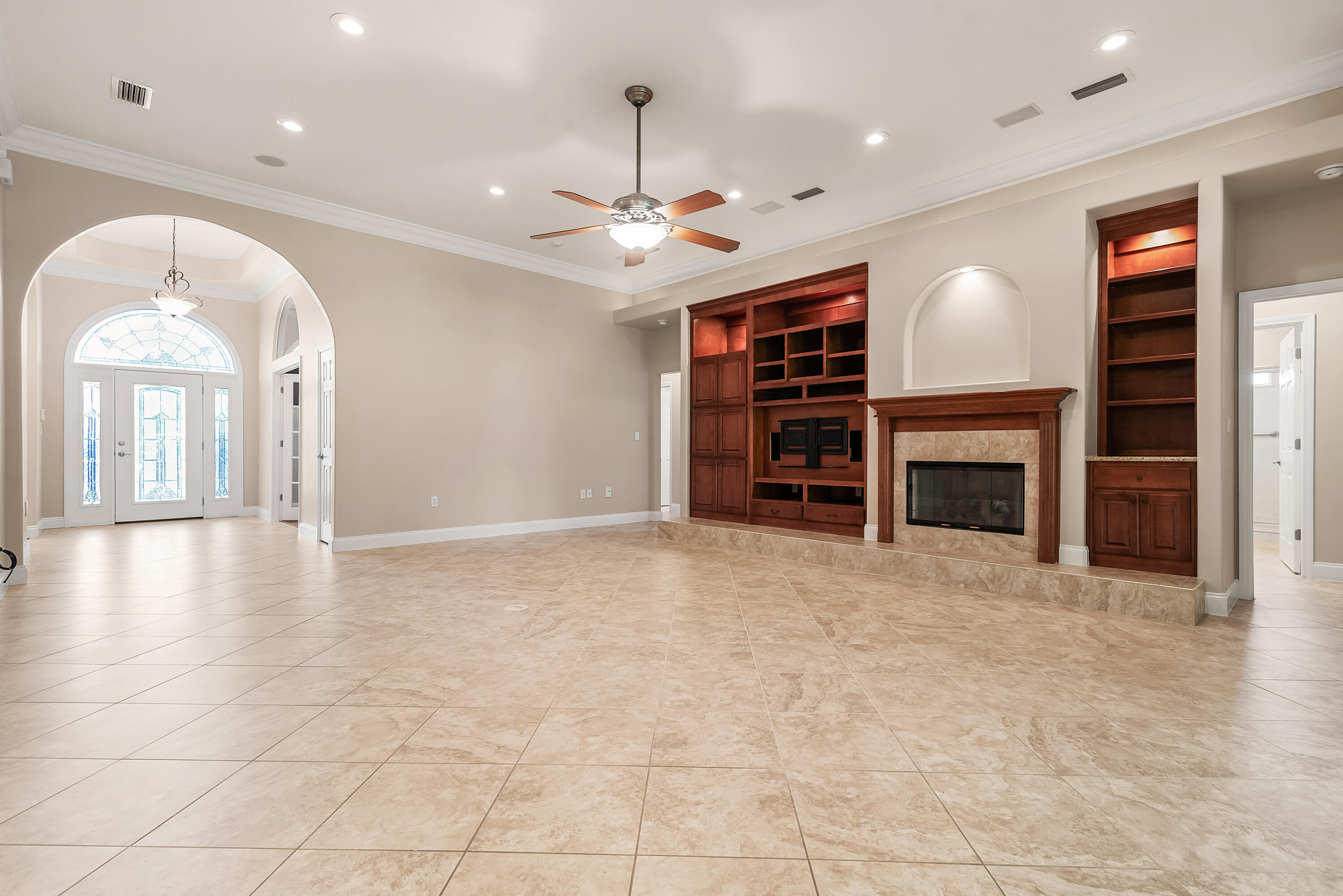 ROCKY BAYOU COUNTRY CLUB ESTATES 9 - Residential