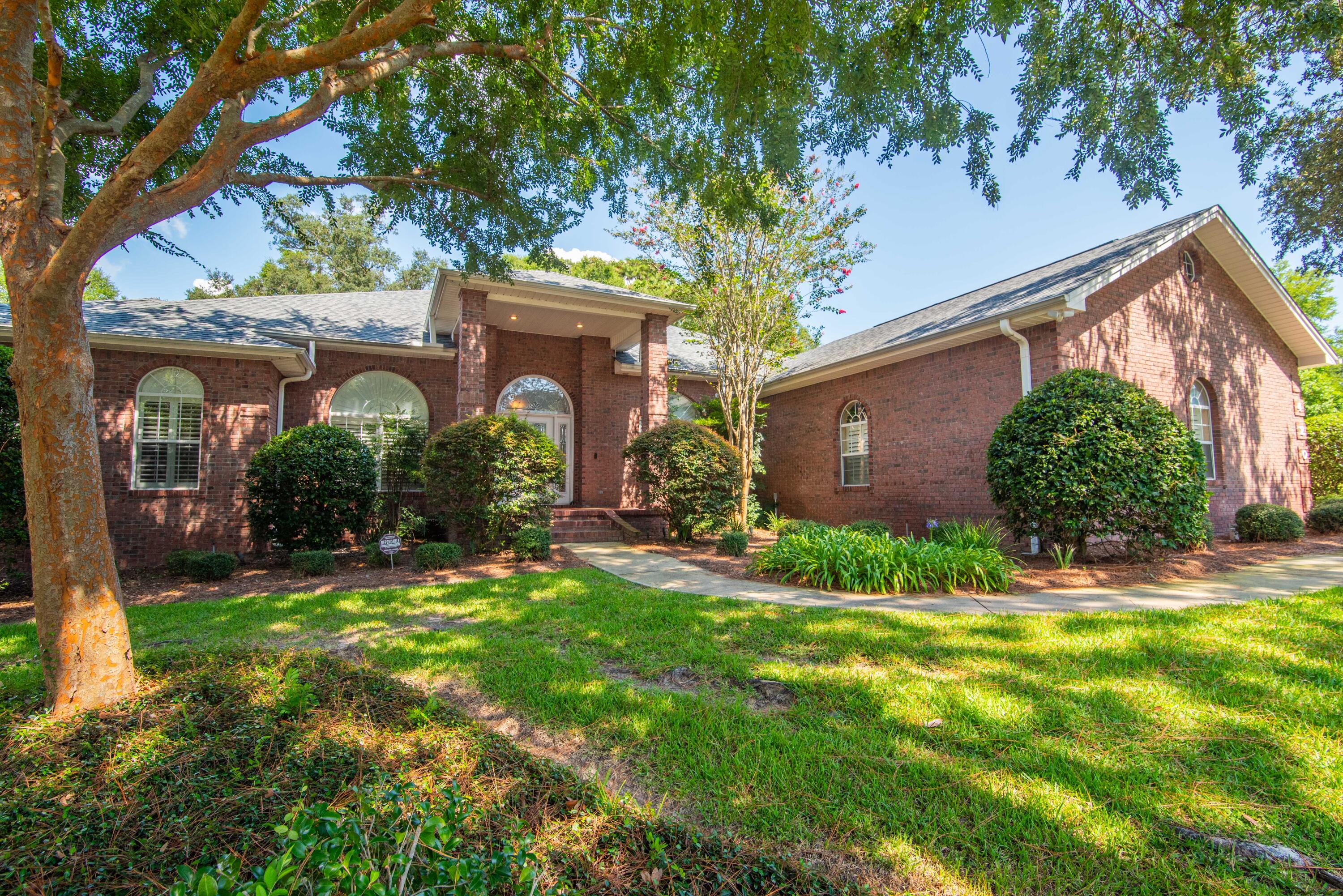 ROCKY BAYOU COUNTRY CLUB ESTATES 9 - Residential