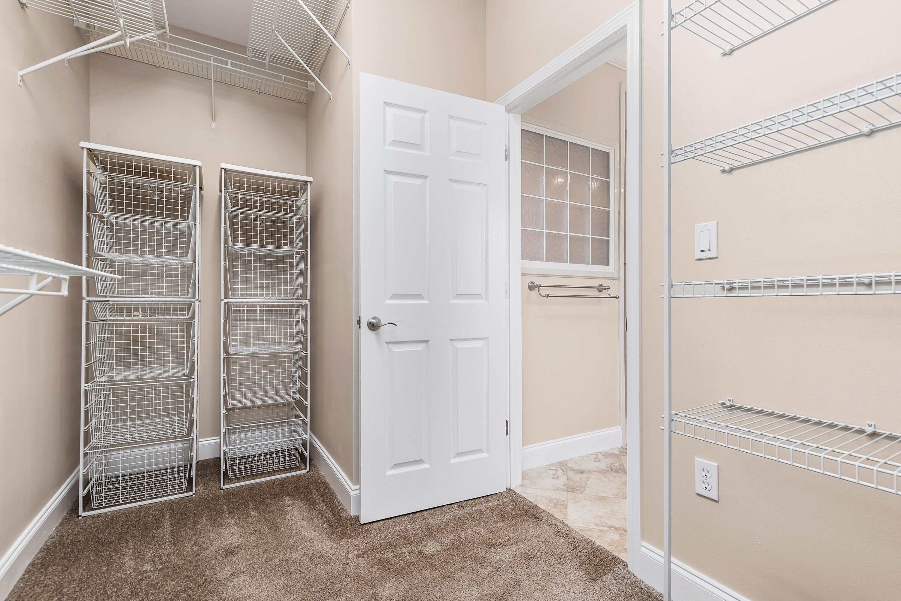 ROCKY BAYOU COUNTRY CLUB ESTATES 9 - Residential