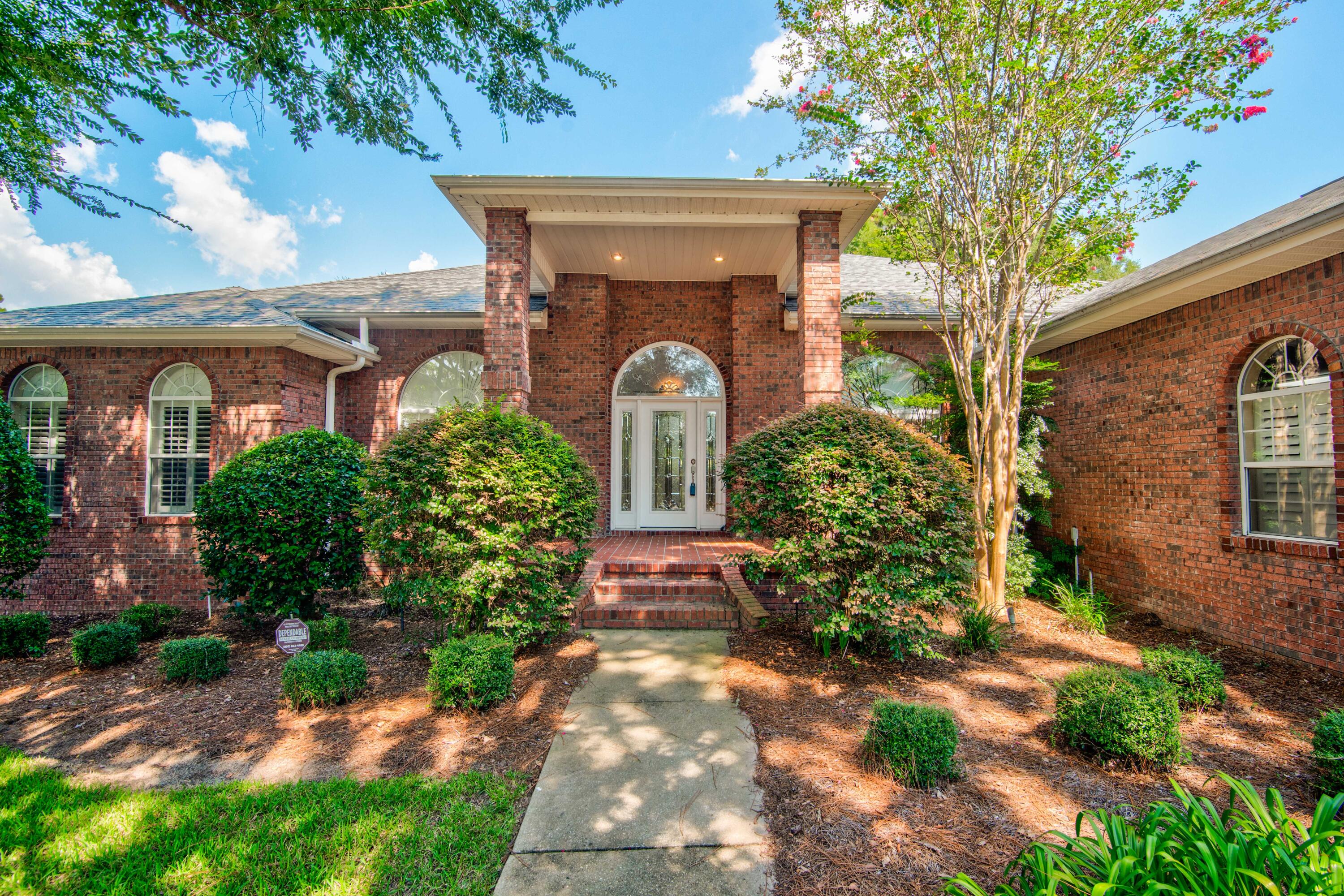 ROCKY BAYOU COUNTRY CLUB ESTATES 9 - Residential