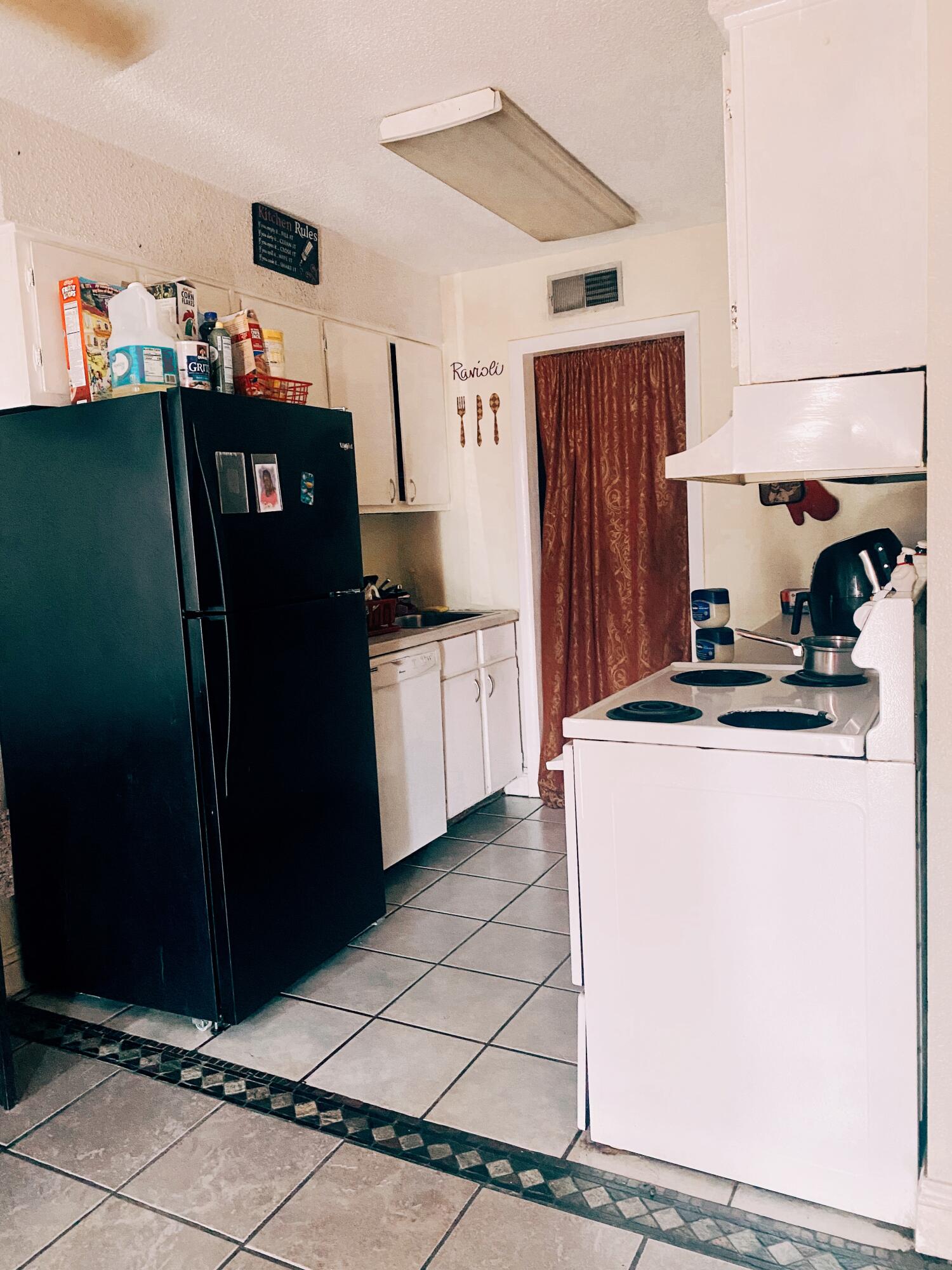 PIER ONE CONDO - Residential