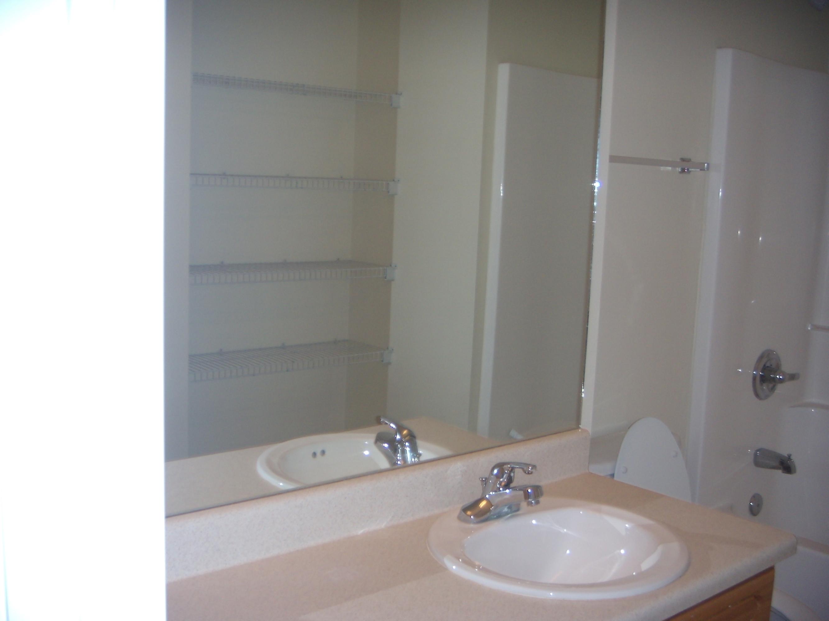 SHILOH PLACE T/H - Residential Lease