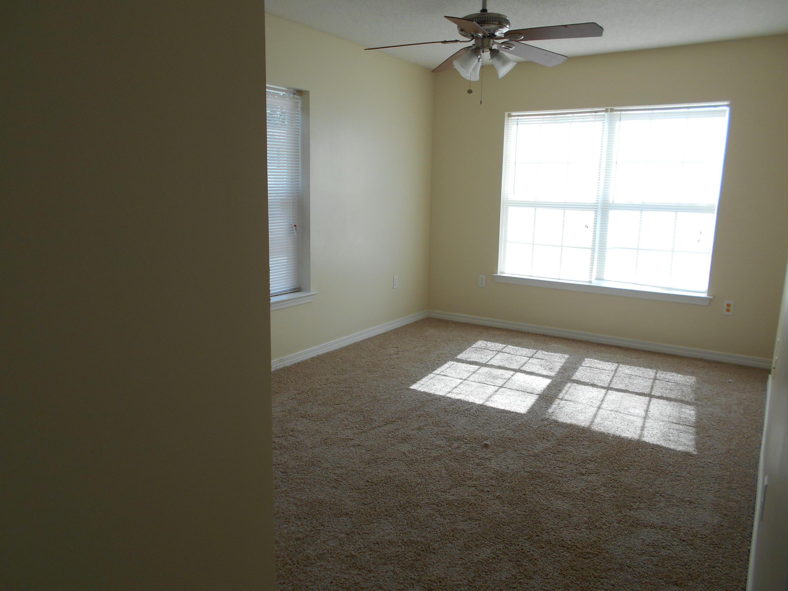 SHILOH PLACE T/H - Residential Lease