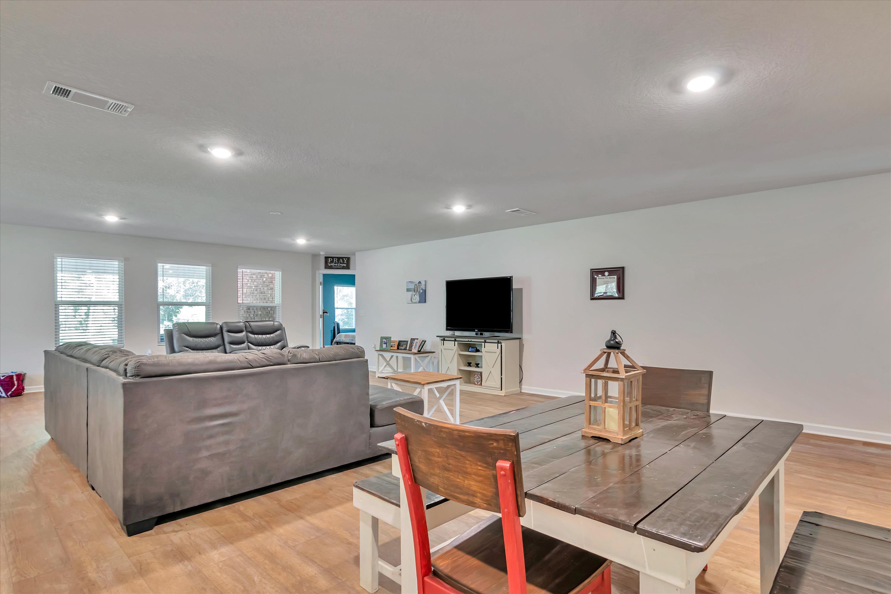 ASHTIN ESTATES - Residential