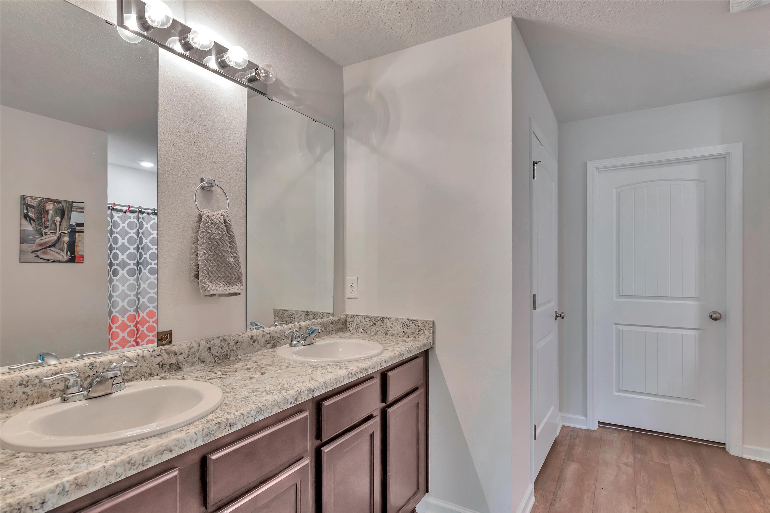 ASHTIN ESTATES - Residential