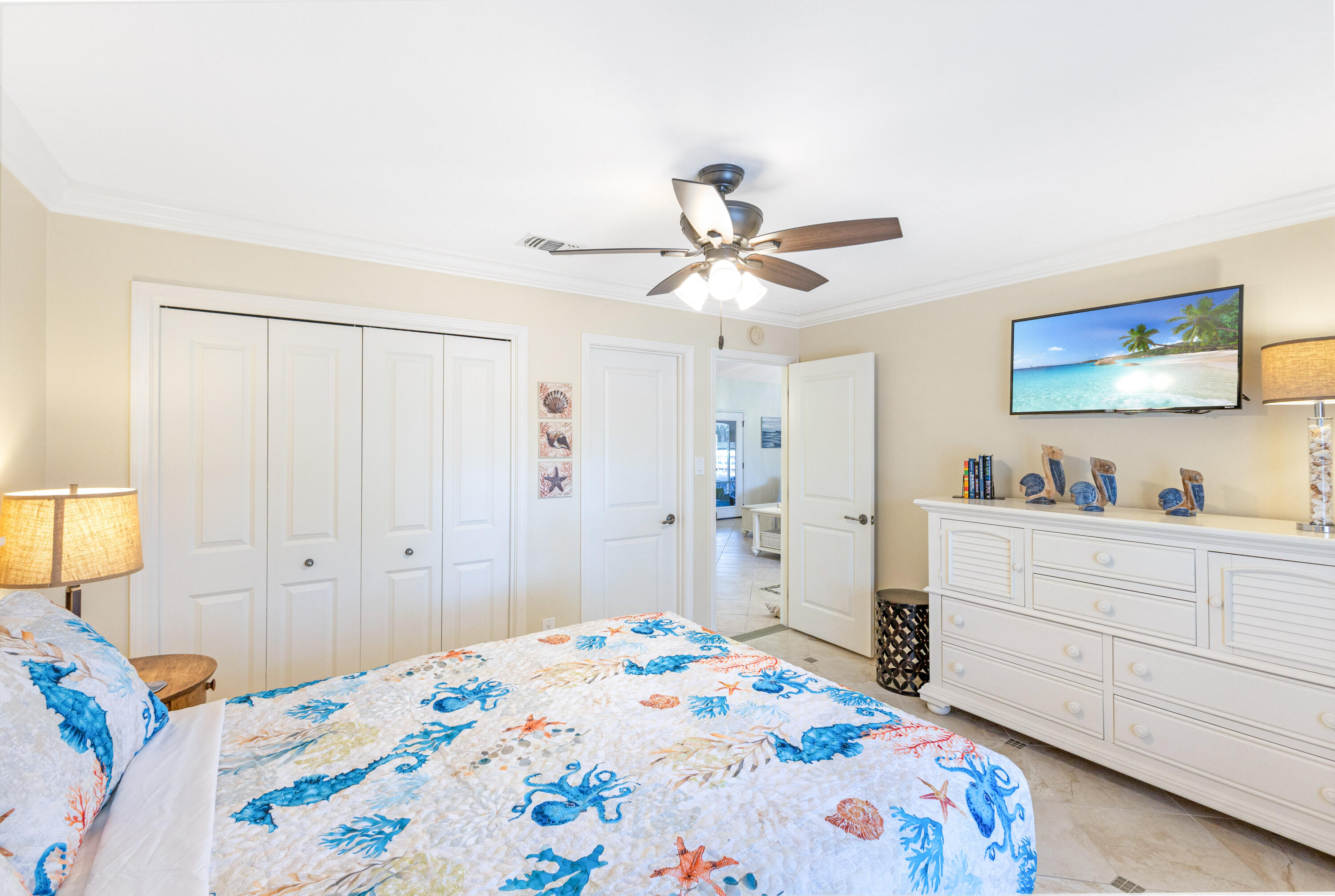 BAYOU VILLAGE CONDO PH 2 - Residential