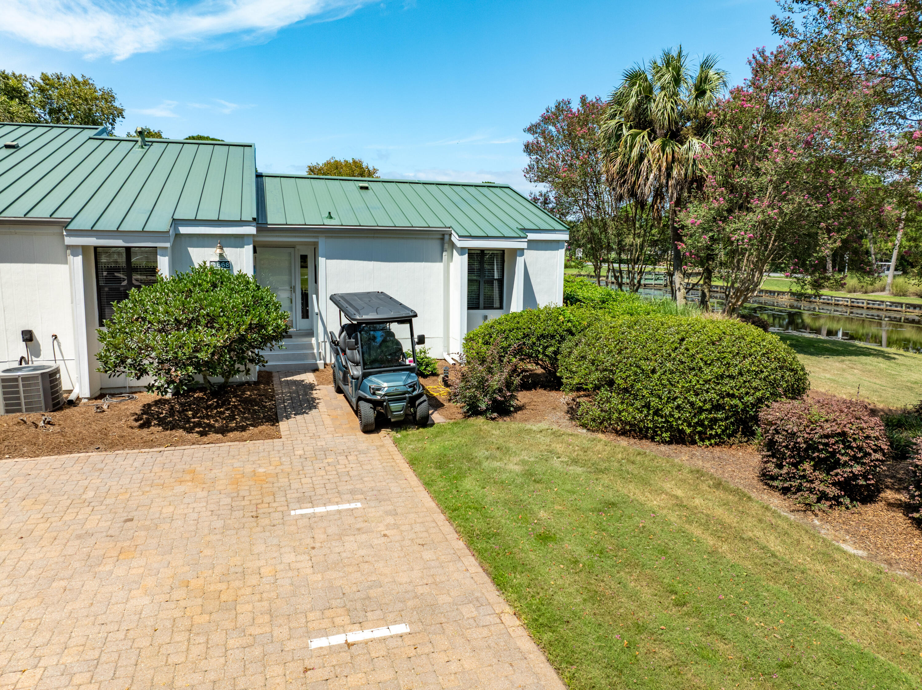 BAYOU VILLAGE CONDO PH 2 - Residential