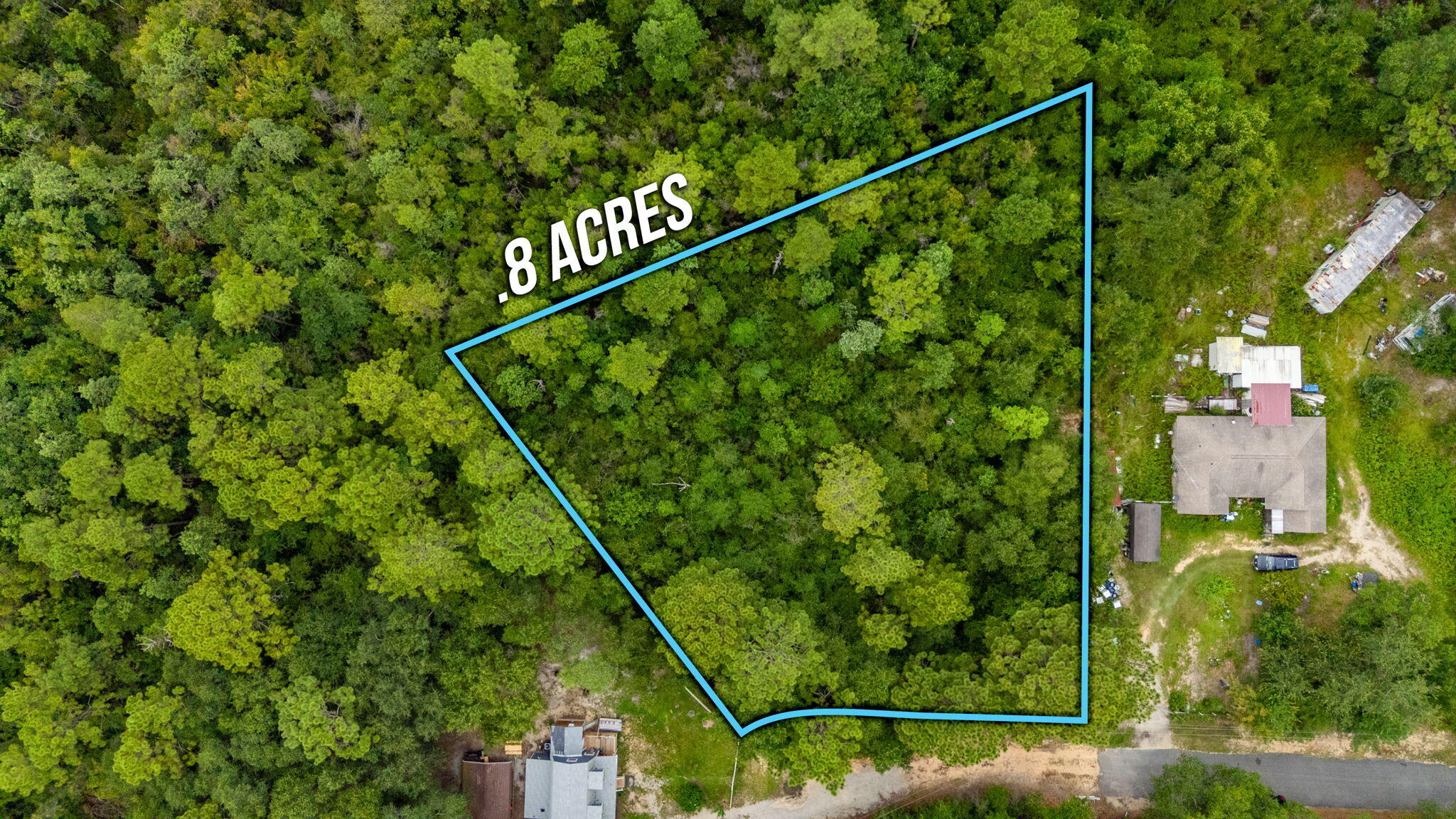 This beautiful 0.8-acre lot is perfectly situated just across from waterfront properties. Located just minutes from town, you'll enjoy the convenience of nearby shopping, dining, and schools while still having the space and privacy to spread out. The property backs up to a conservation area. The property is zoned urban residential. It does appear mobile homes are allowed but this should be confirmed with the local planning and zoning departments. City water is available at the property but the tap is not paid.