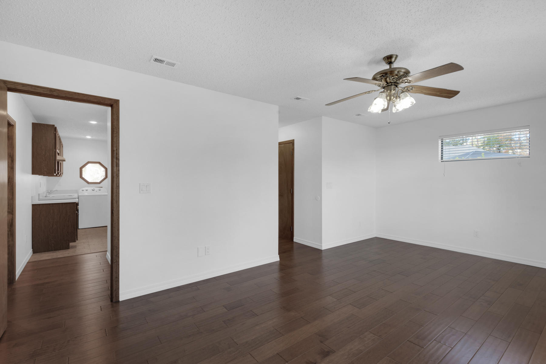 DOLPHIN POINT ESTATES - Residential