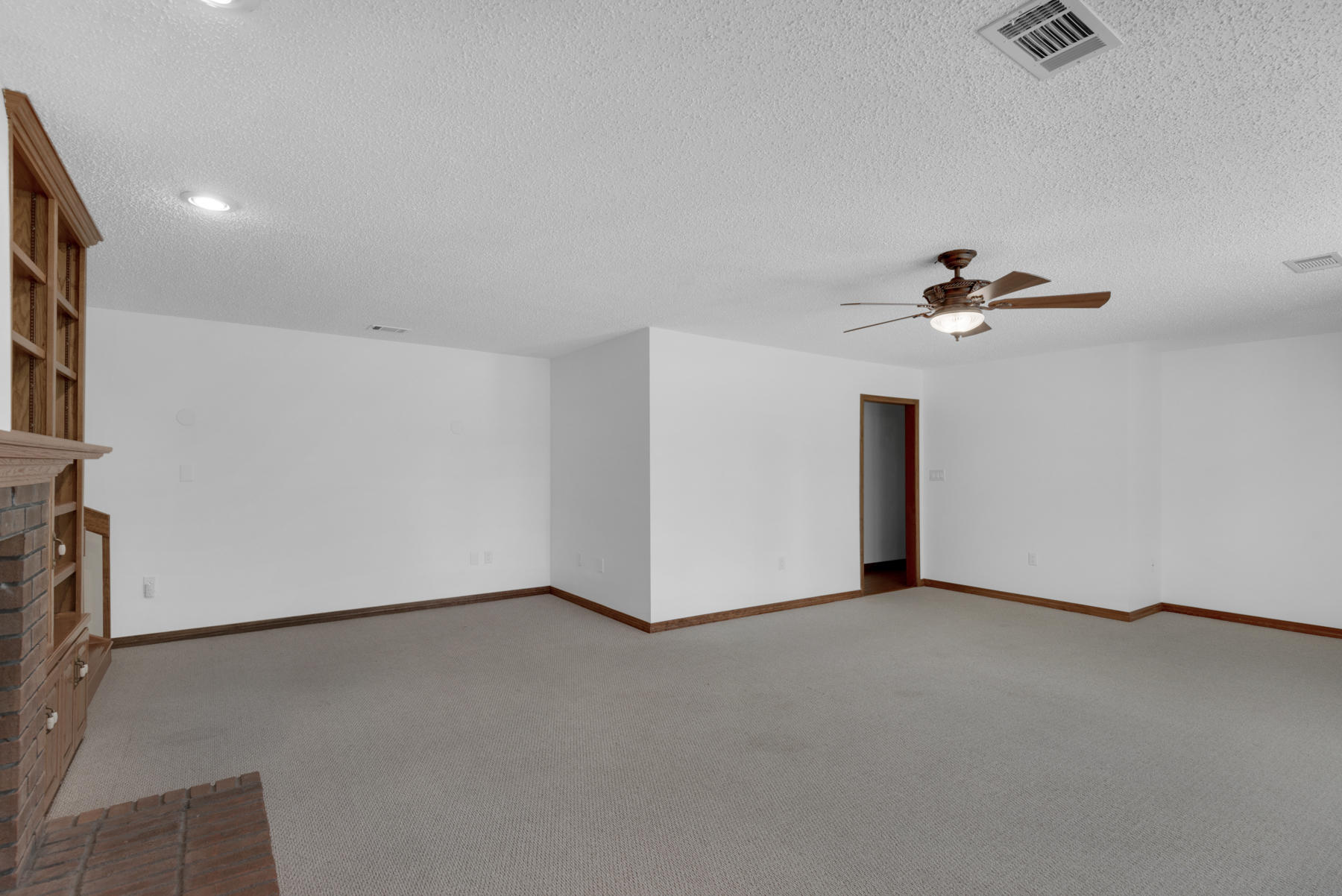 DOLPHIN POINT ESTATES - Residential
