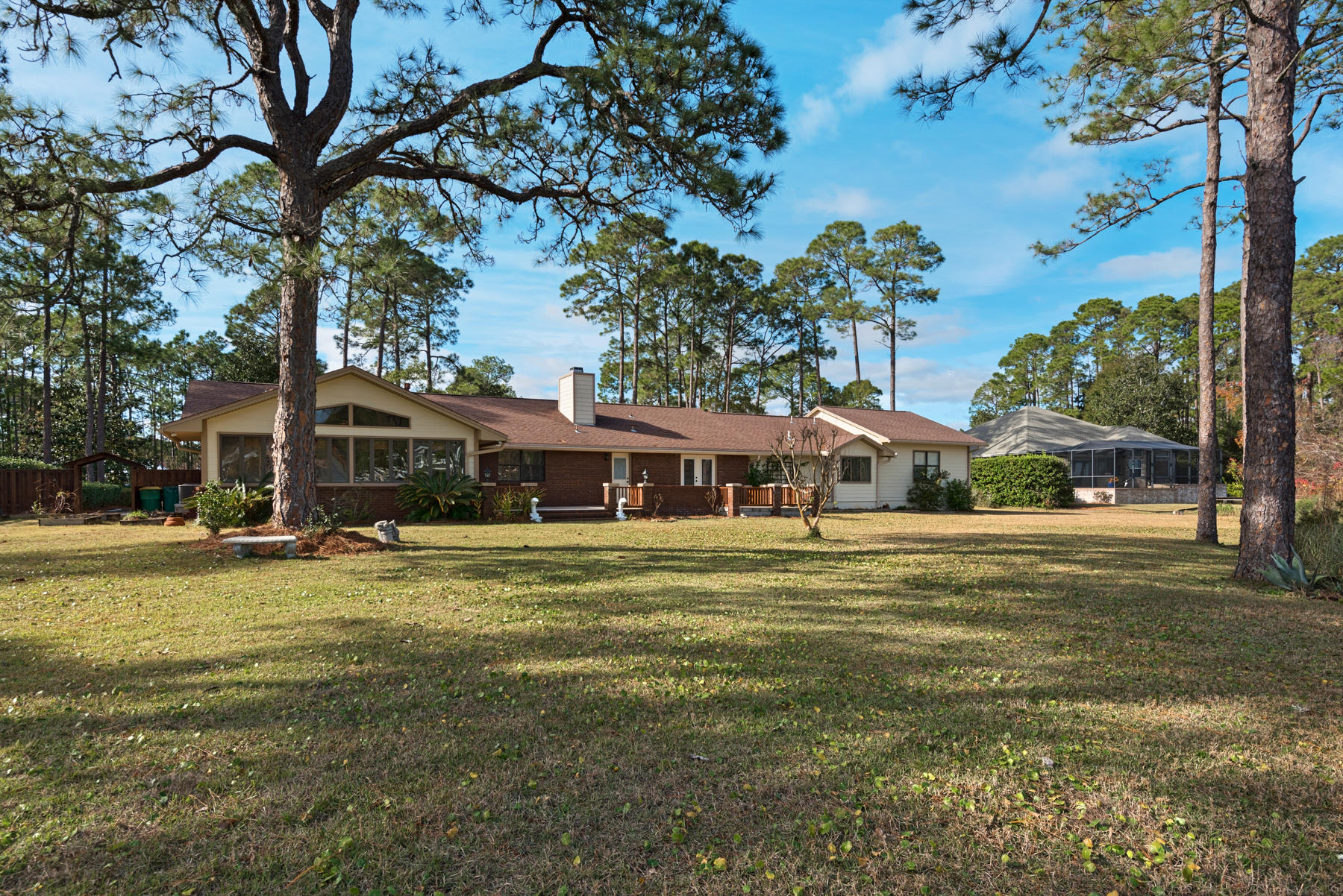 DOLPHIN POINT ESTATES - Residential