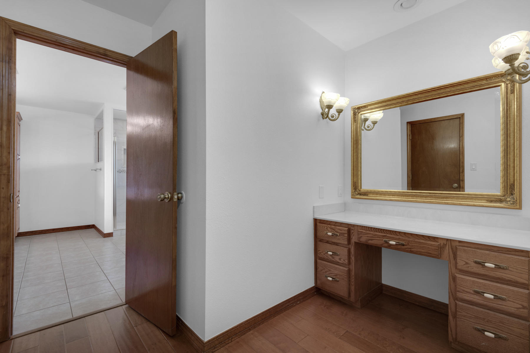 DOLPHIN POINT ESTATES - Residential
