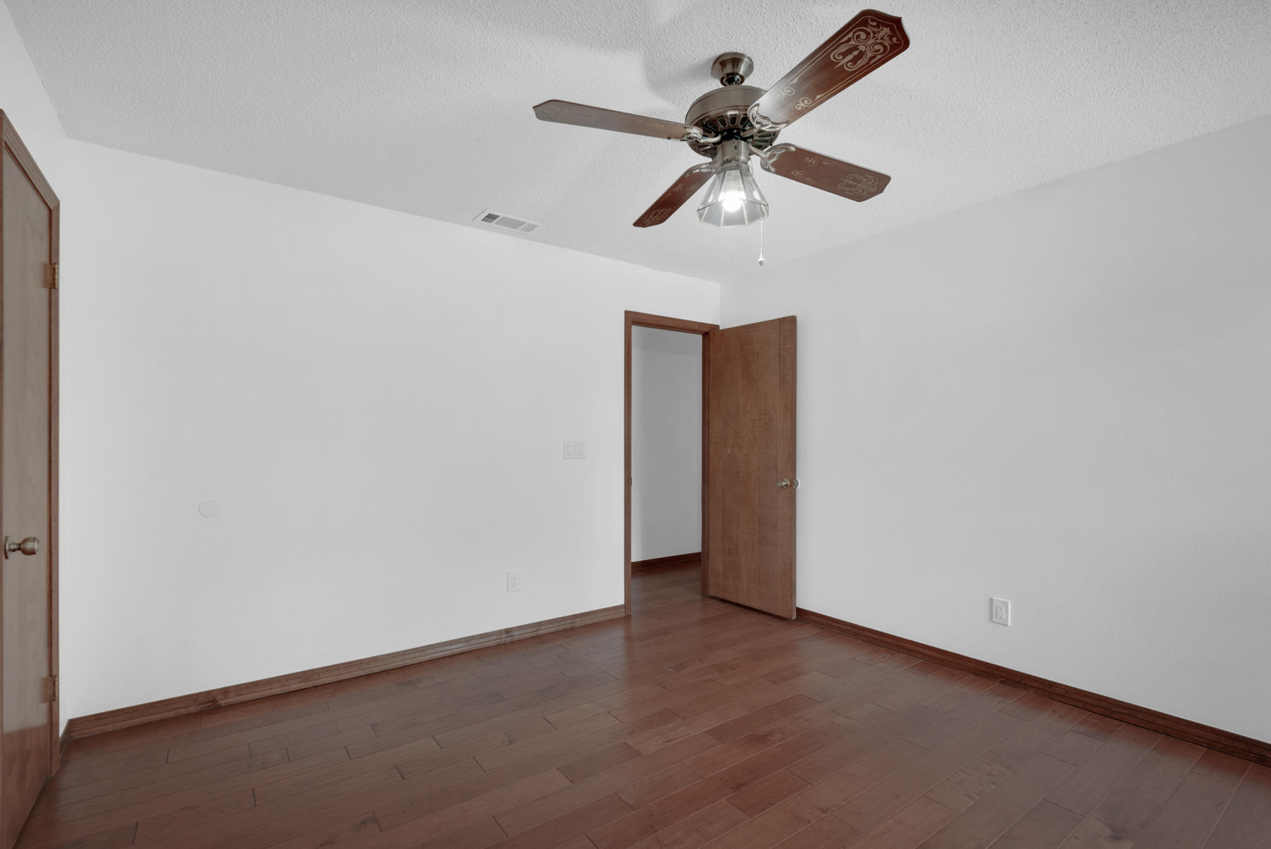 DOLPHIN POINT ESTATES - Residential