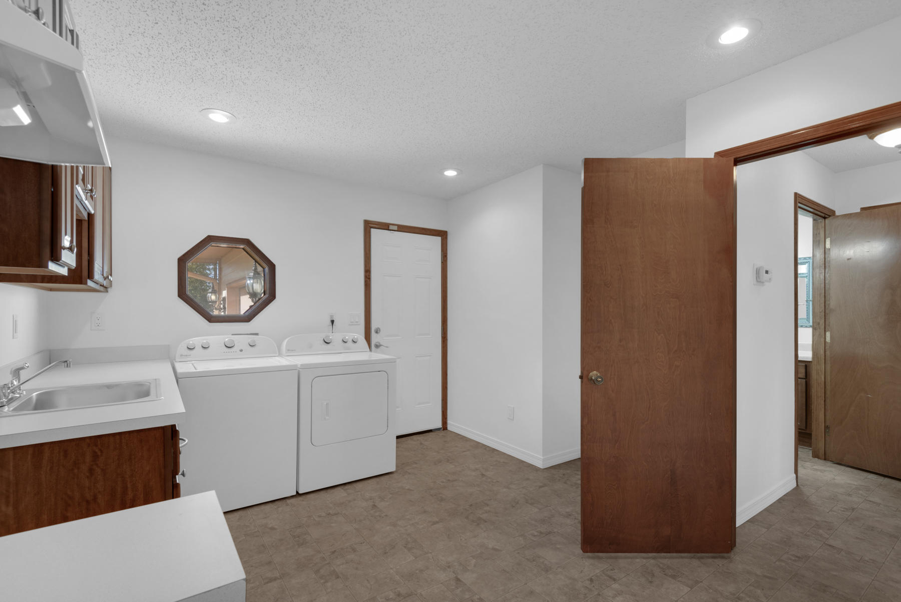 DOLPHIN POINT ESTATES - Residential