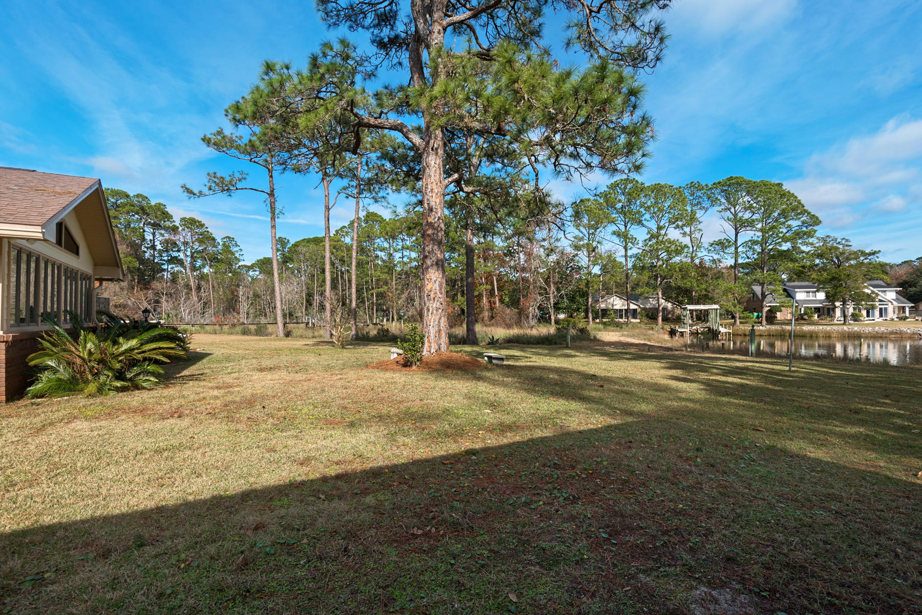 DOLPHIN POINT ESTATES - Residential