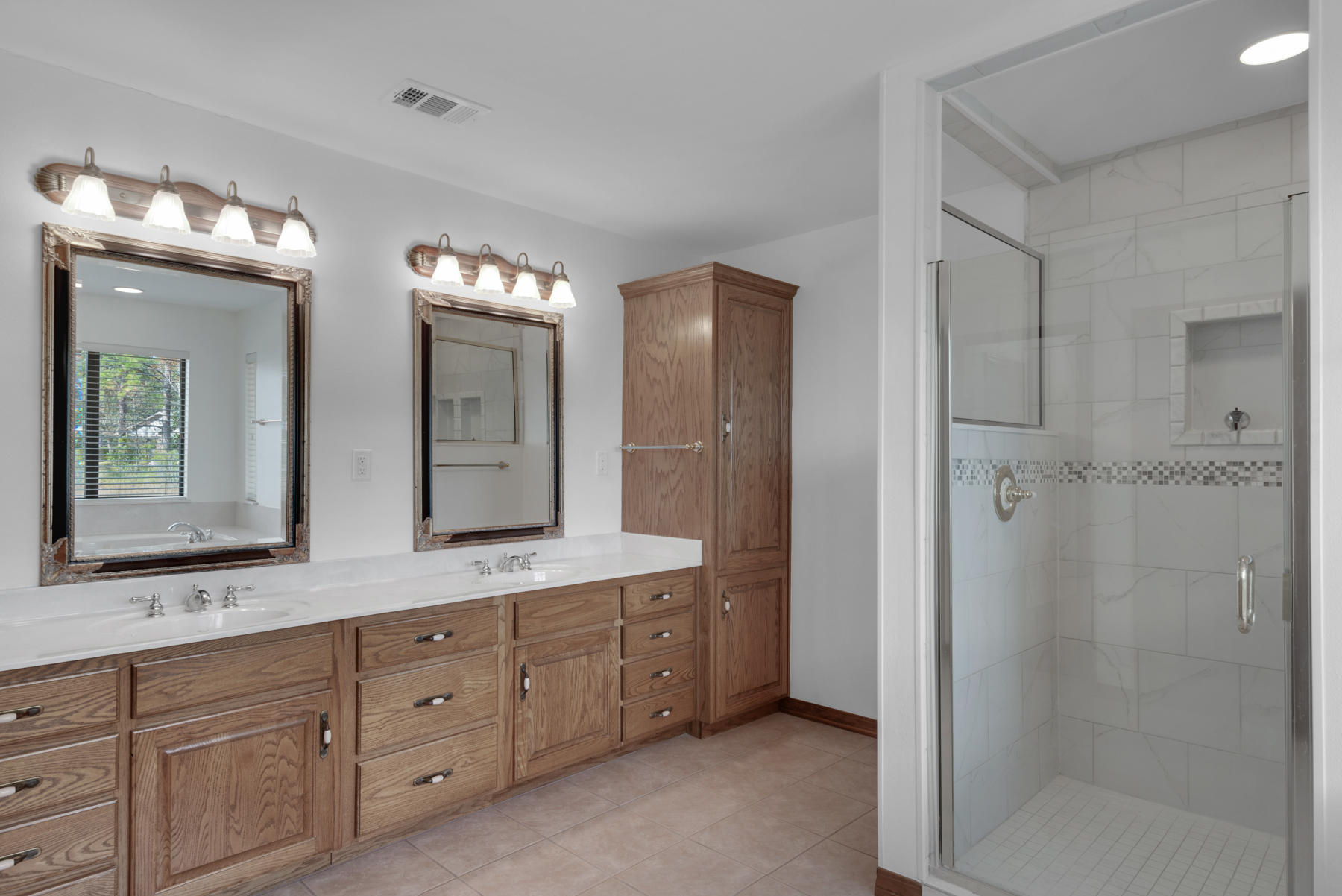 DOLPHIN POINT ESTATES - Residential