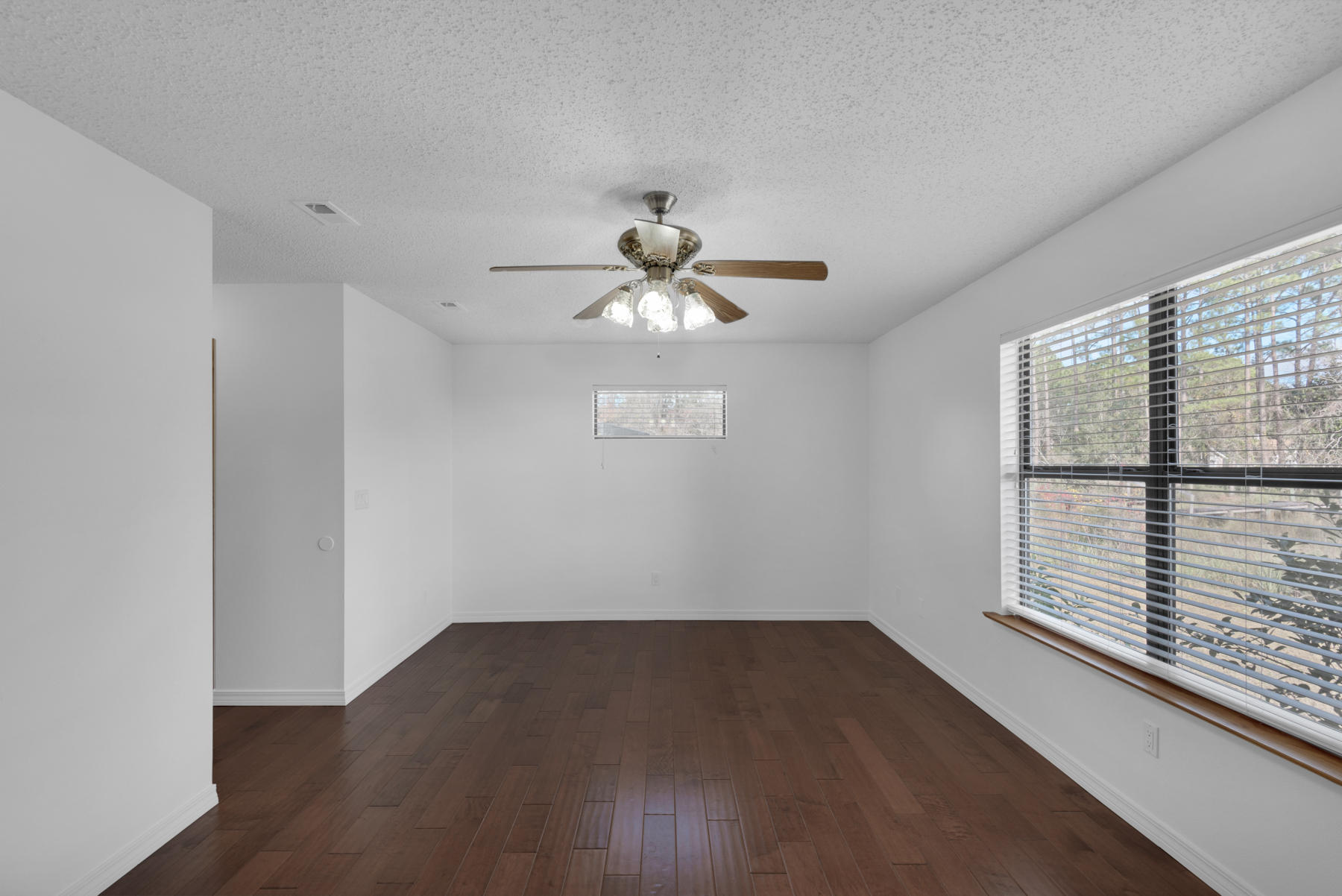 DOLPHIN POINT ESTATES - Residential
