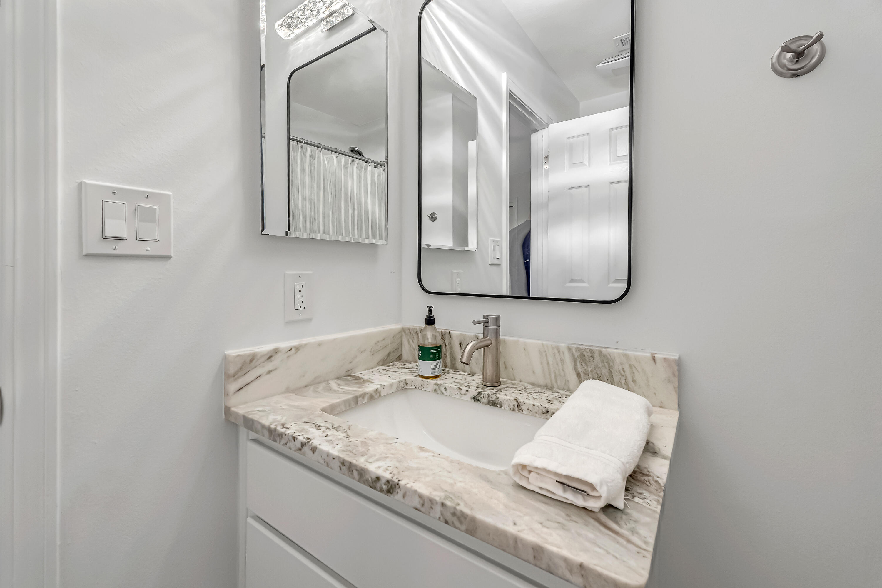 BROOKS LANDING - Residential