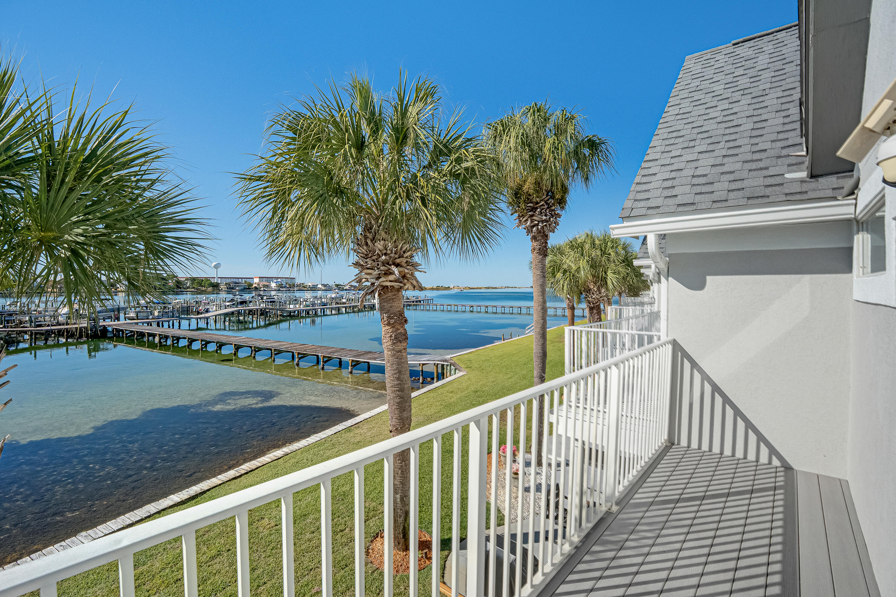 BROOKS LANDING - Residential