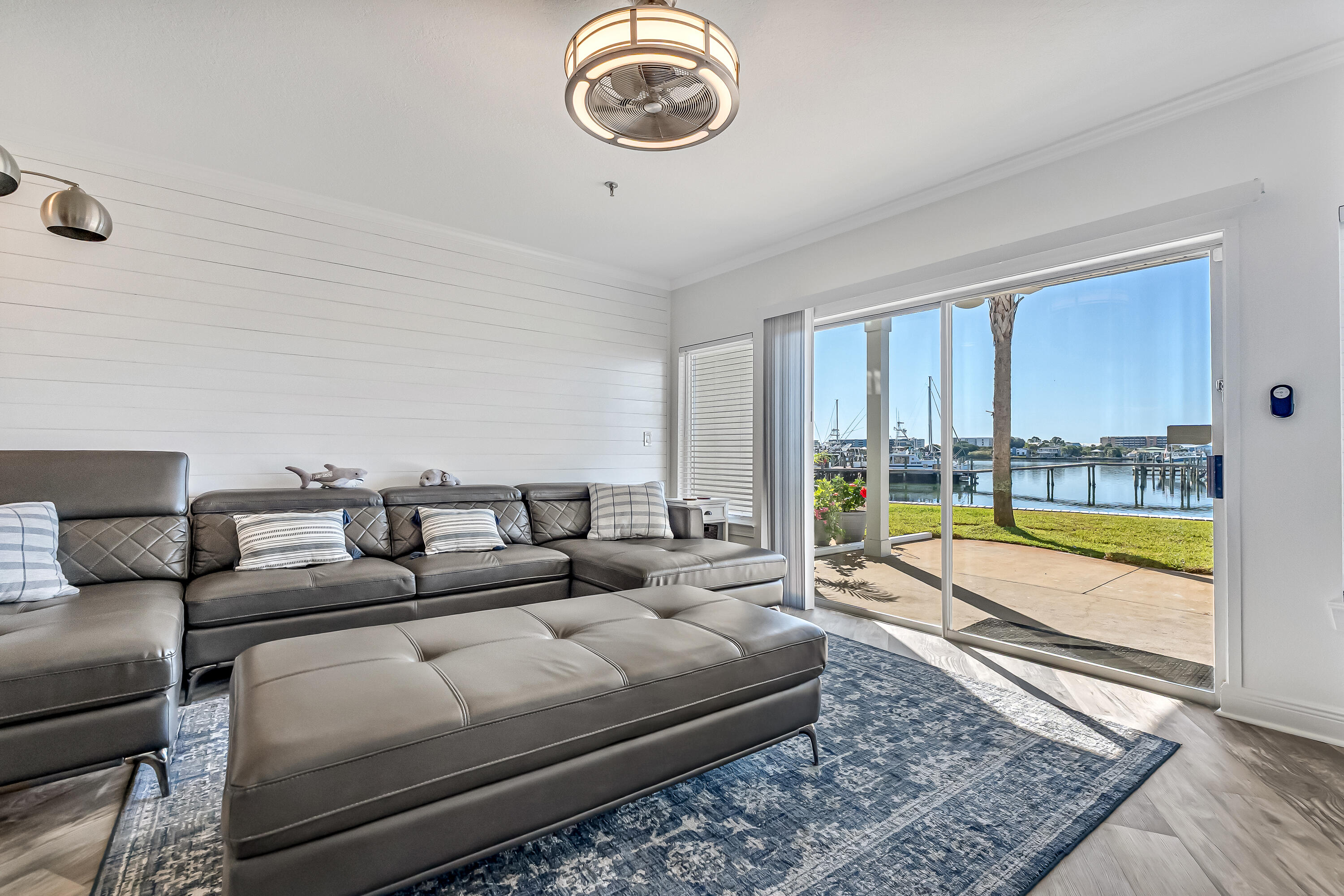 BROOKS LANDING - Residential