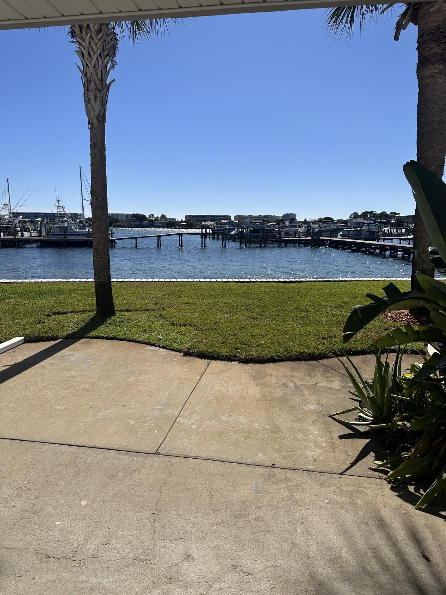 BROOKS LANDING - Residential