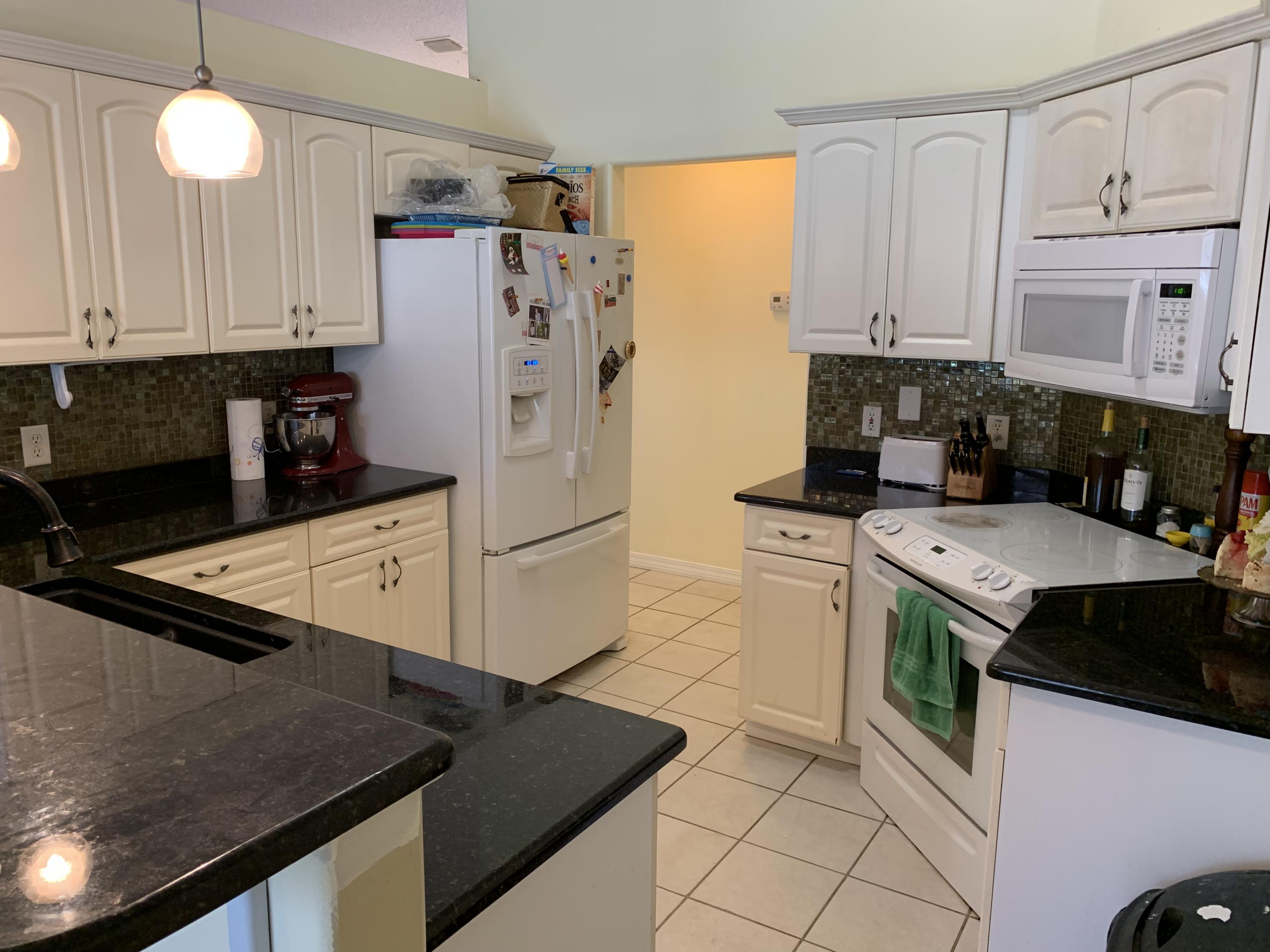 HOLLEY BY THE SEA - Residential