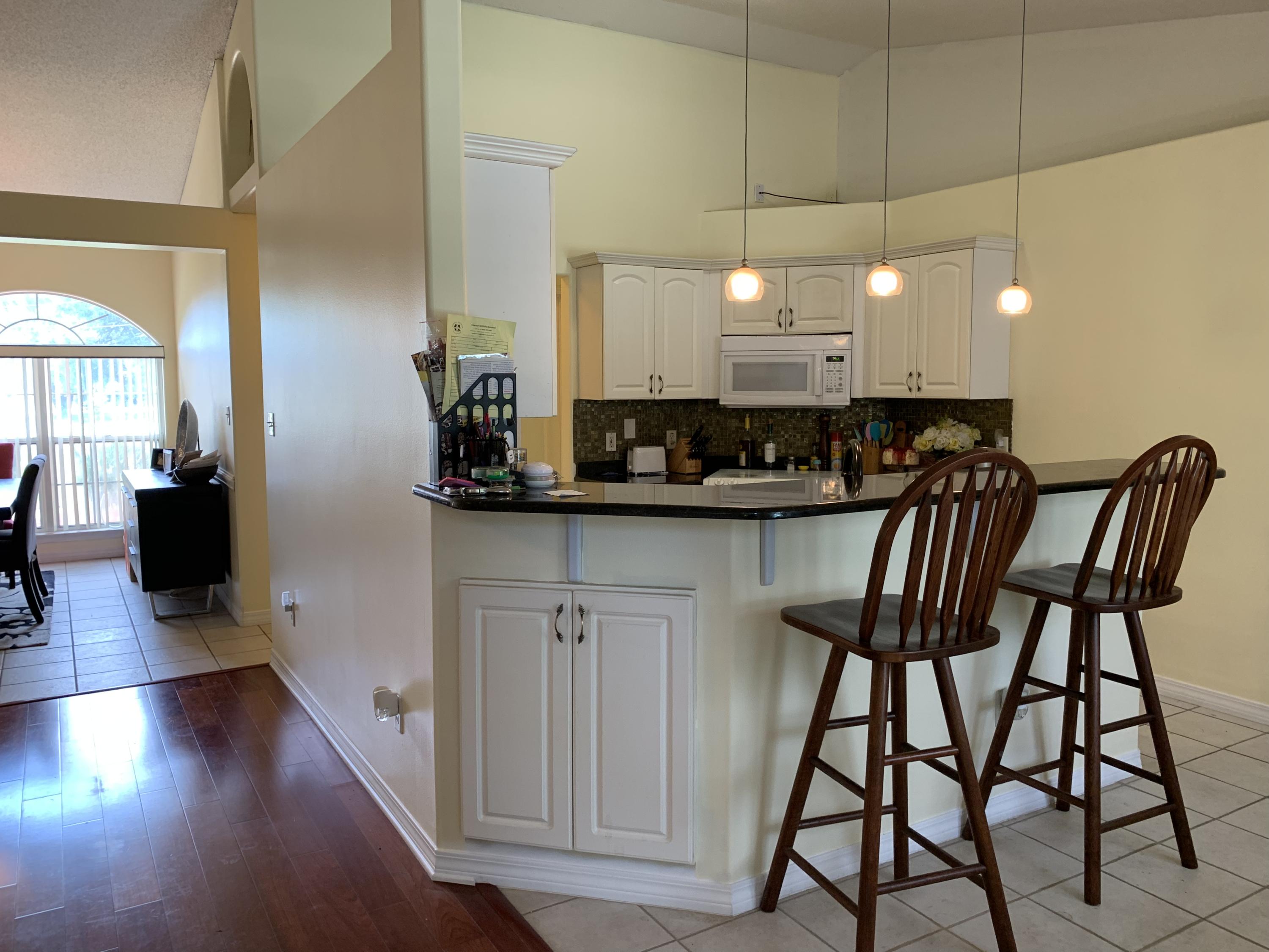 HOLLEY BY THE SEA - Residential