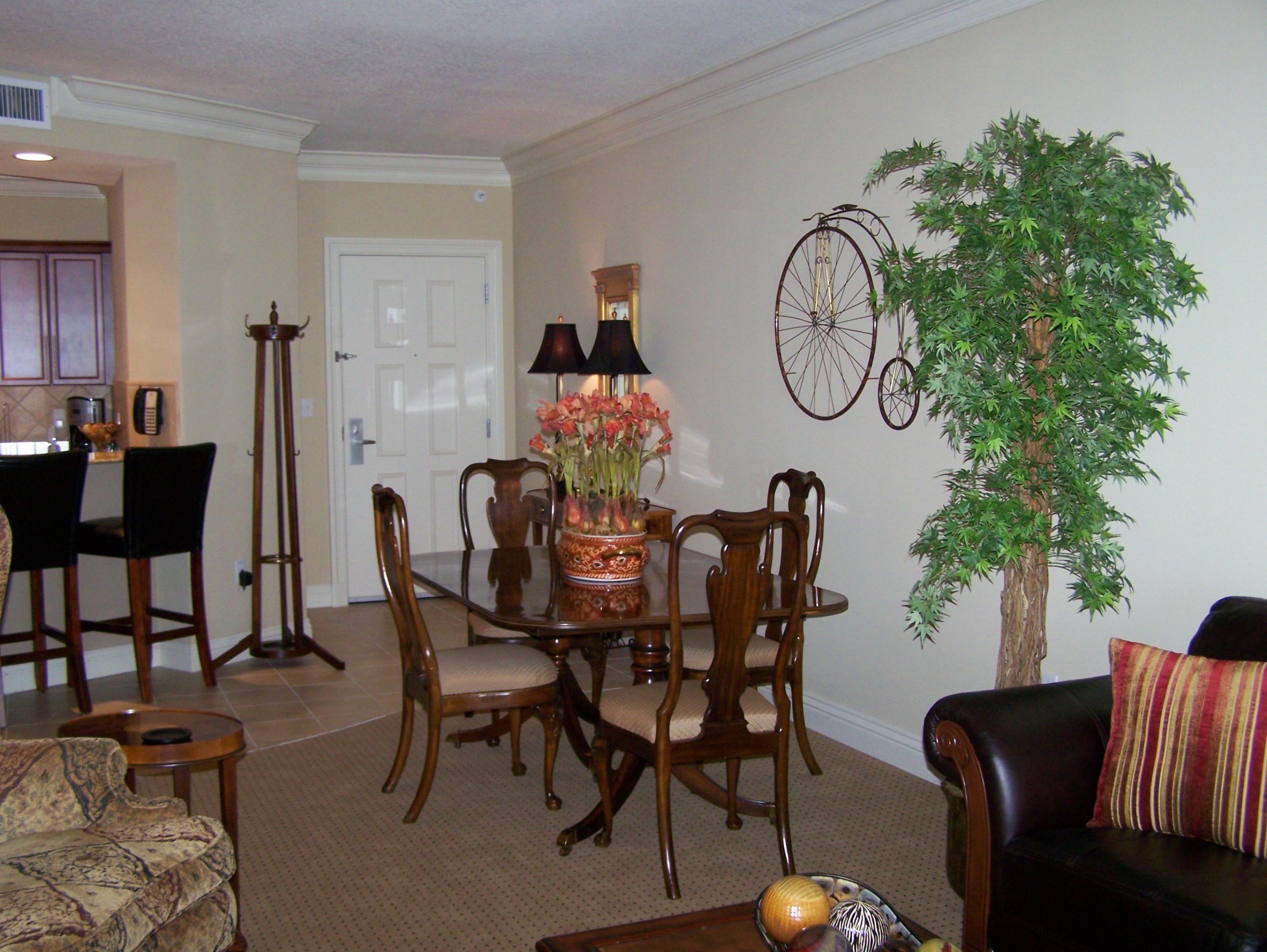 EMERALD GRANDE - Residential