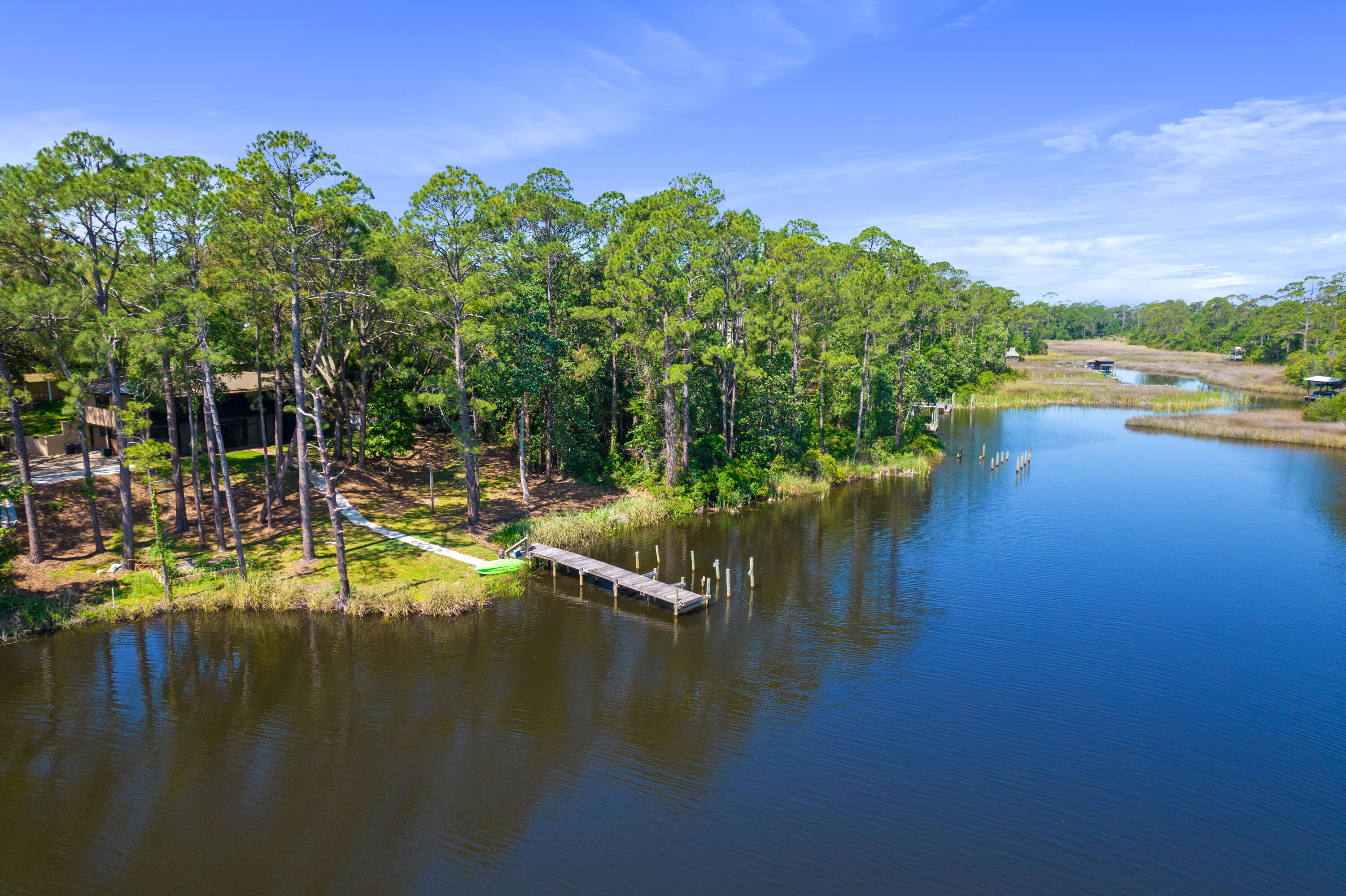 LAKE SHORE ESTATES - Residential