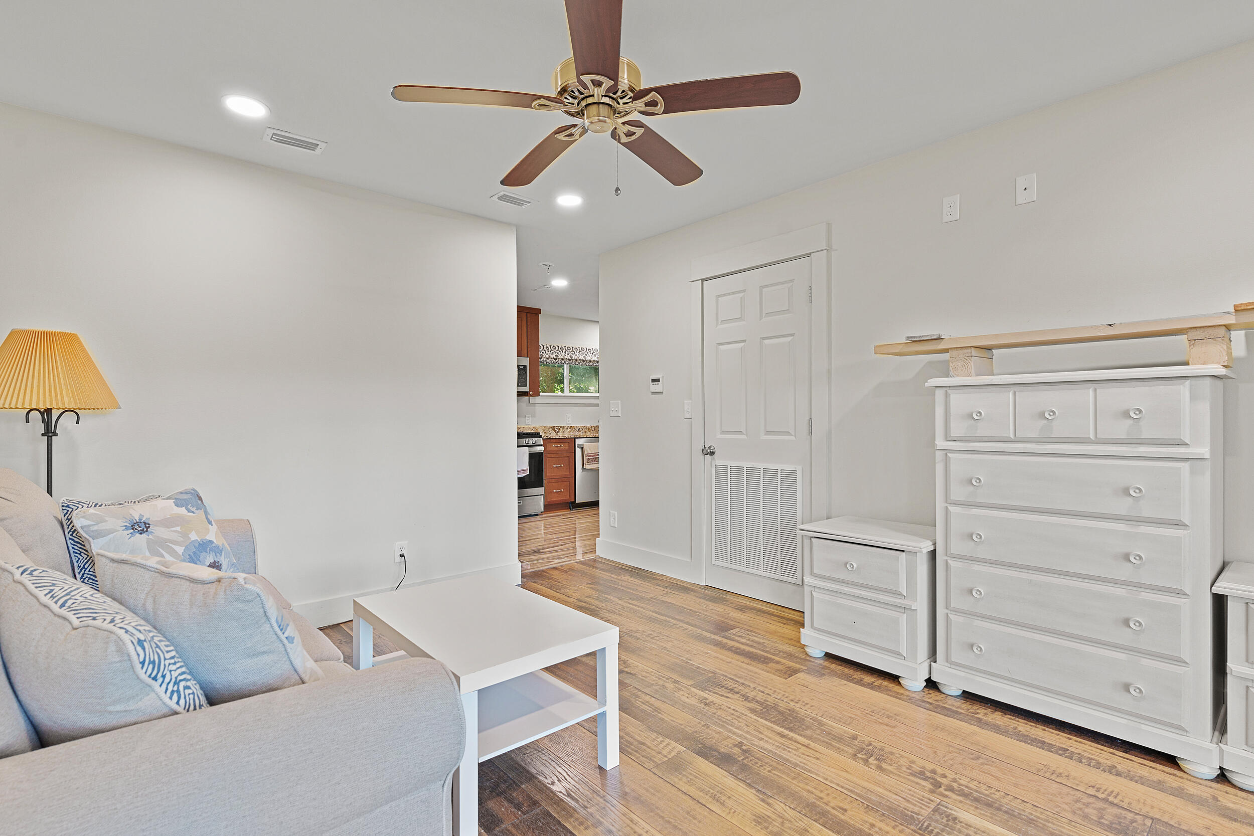 LAKE SHORE ESTATES - Residential