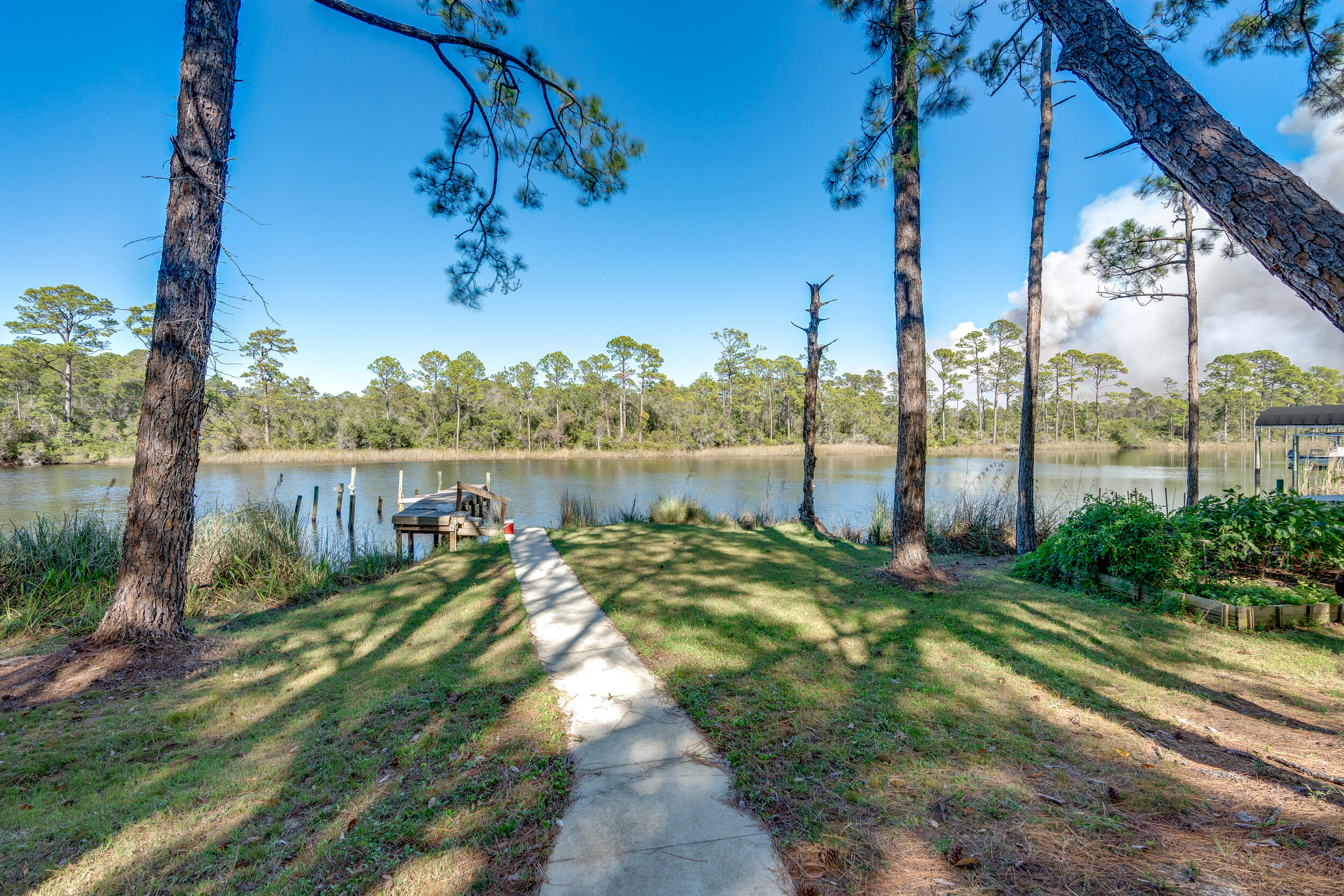 LAKE SHORE ESTATES - Residential