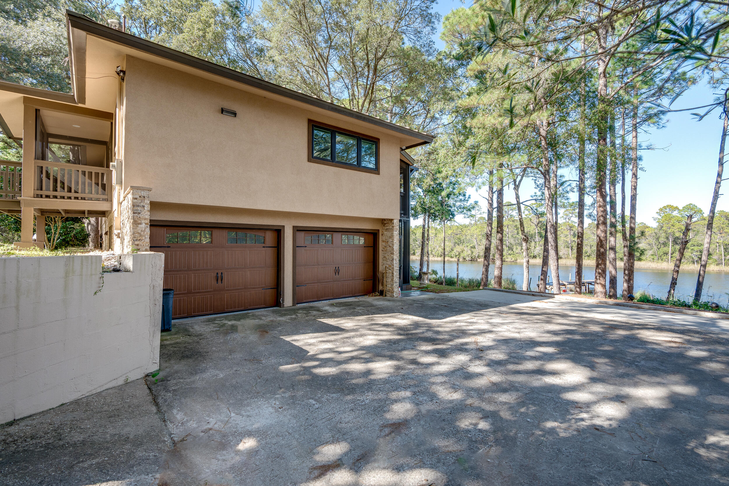 LAKE SHORE ESTATES - Residential