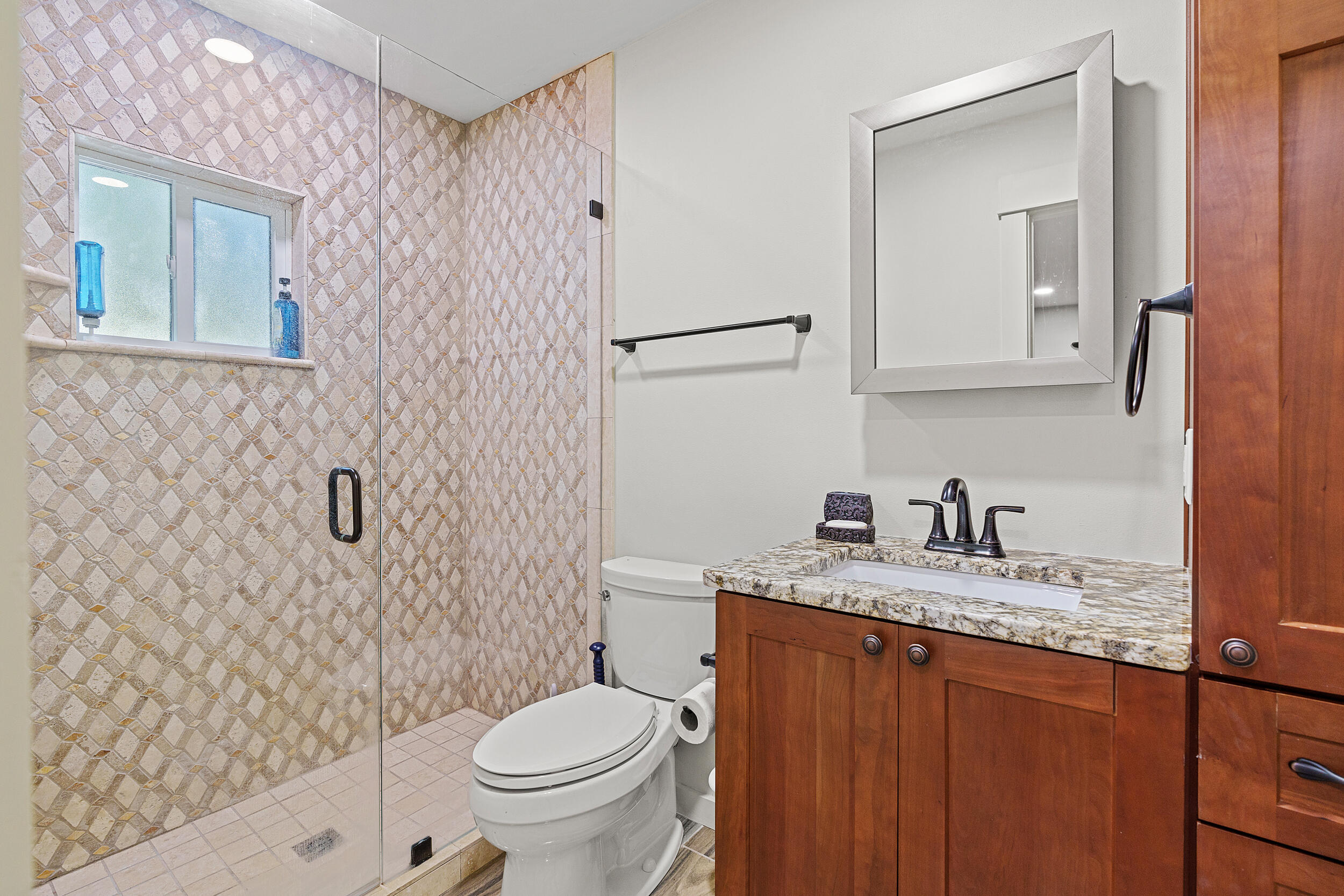 LAKE SHORE ESTATES - Residential