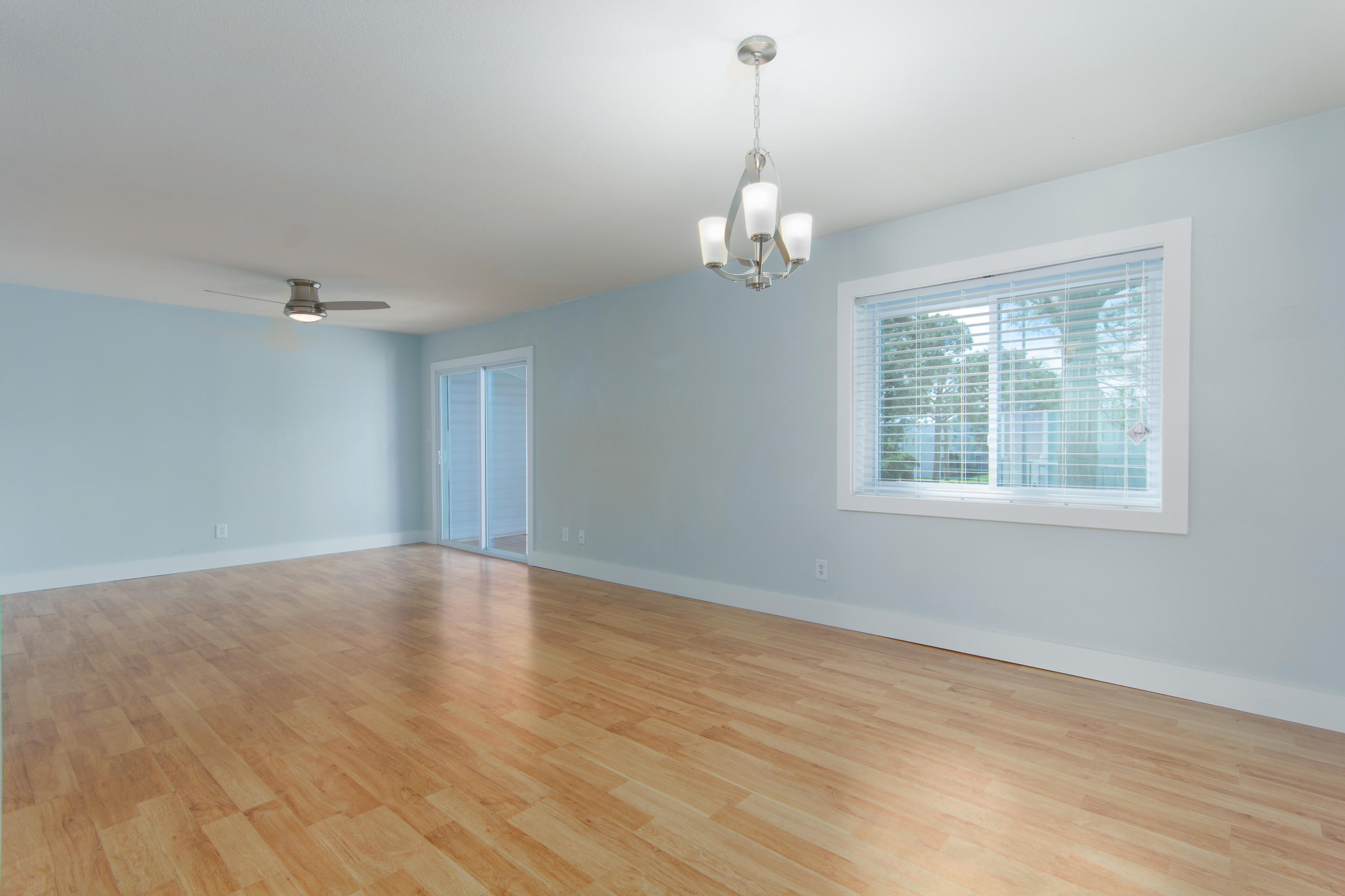 FINISTERRA CONDO - Residential