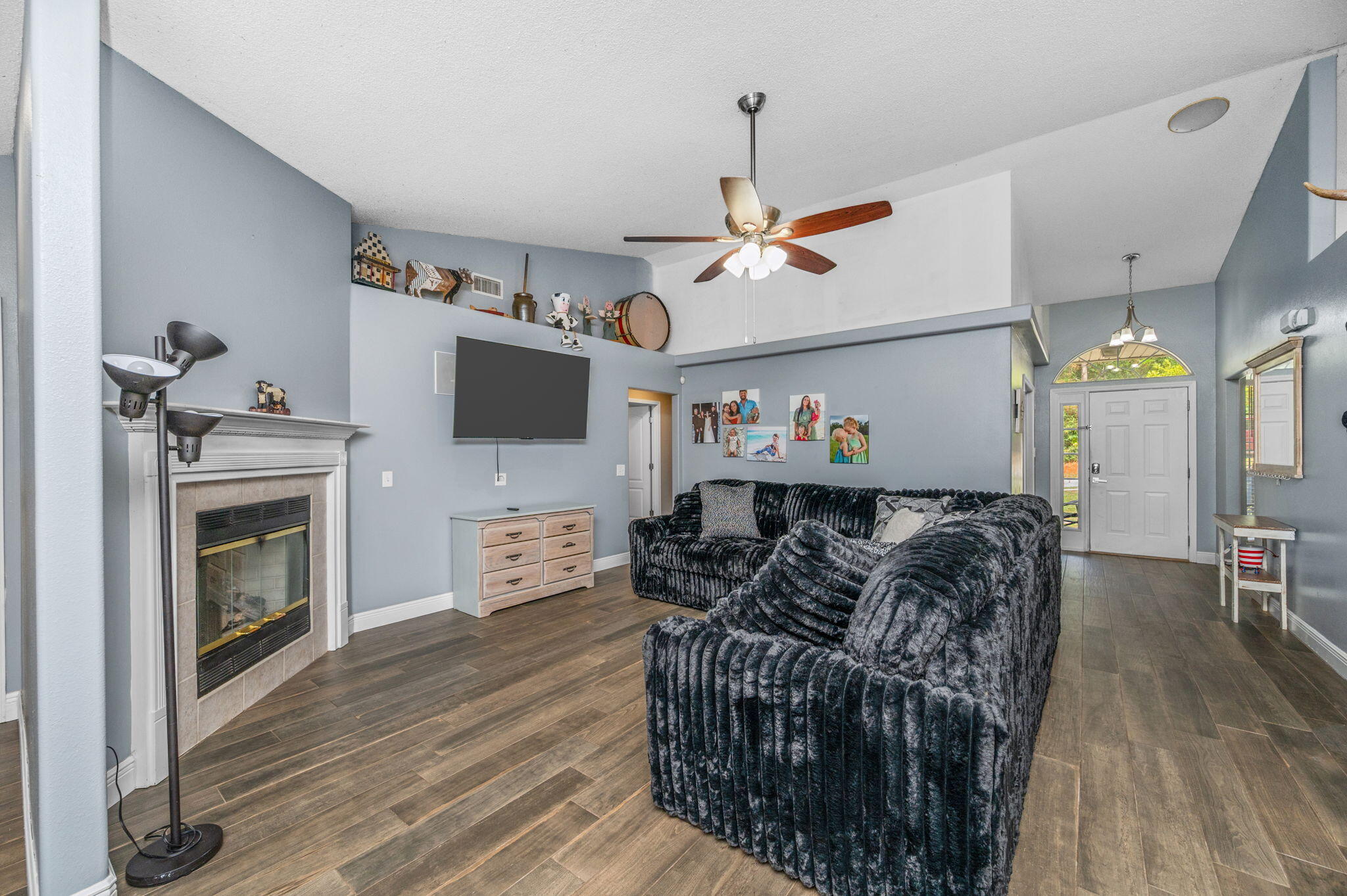 FOX VALLEY PH I LOT 1 BLK P - Residential