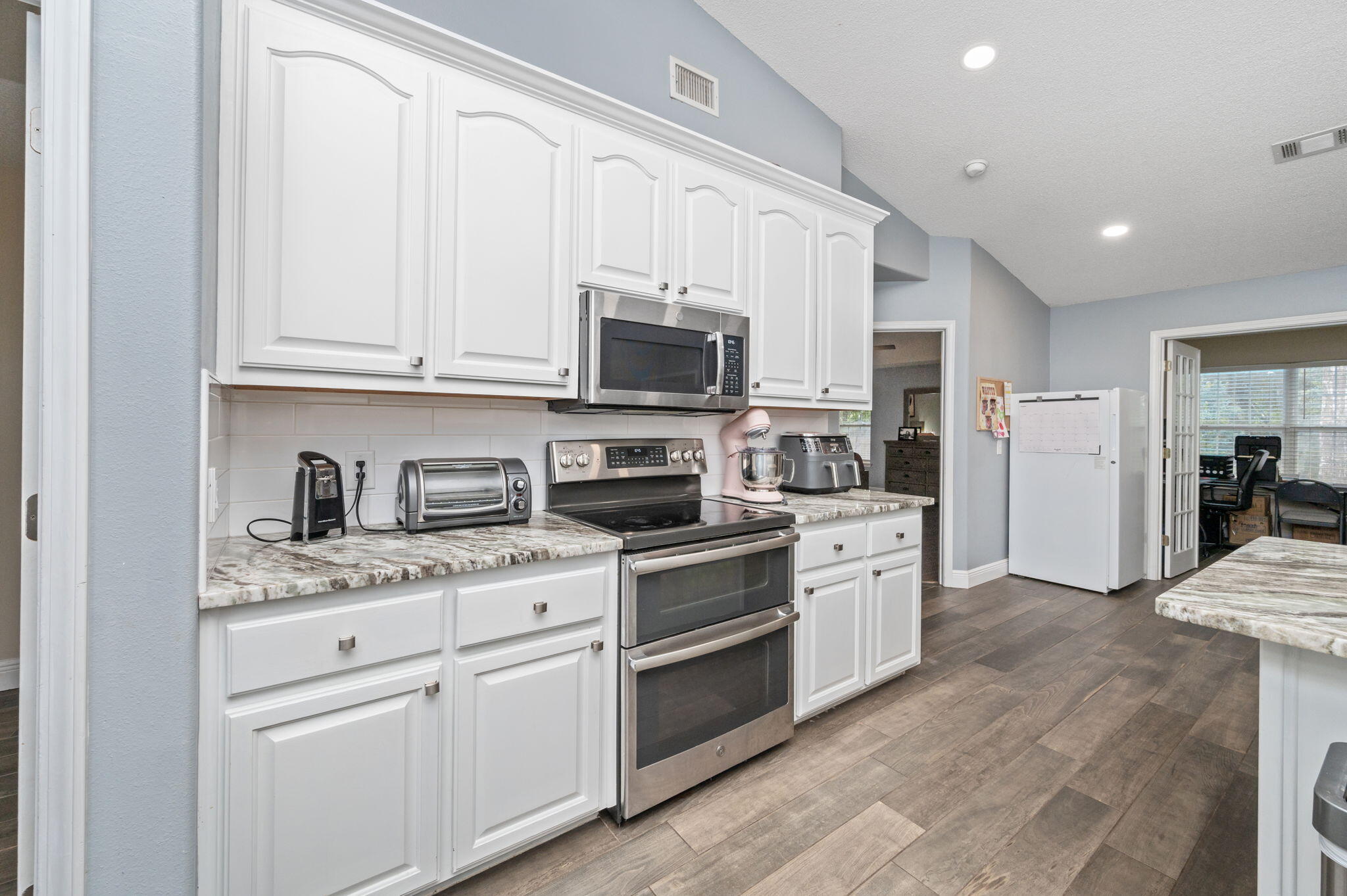 FOX VALLEY PH I LOT 1 BLK P - Residential