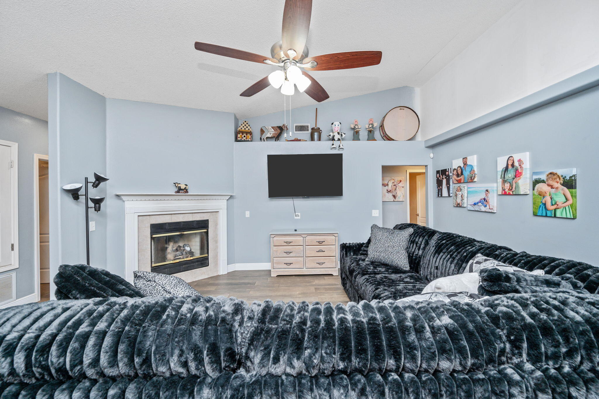 FOX VALLEY PH I LOT 1 BLK P - Residential