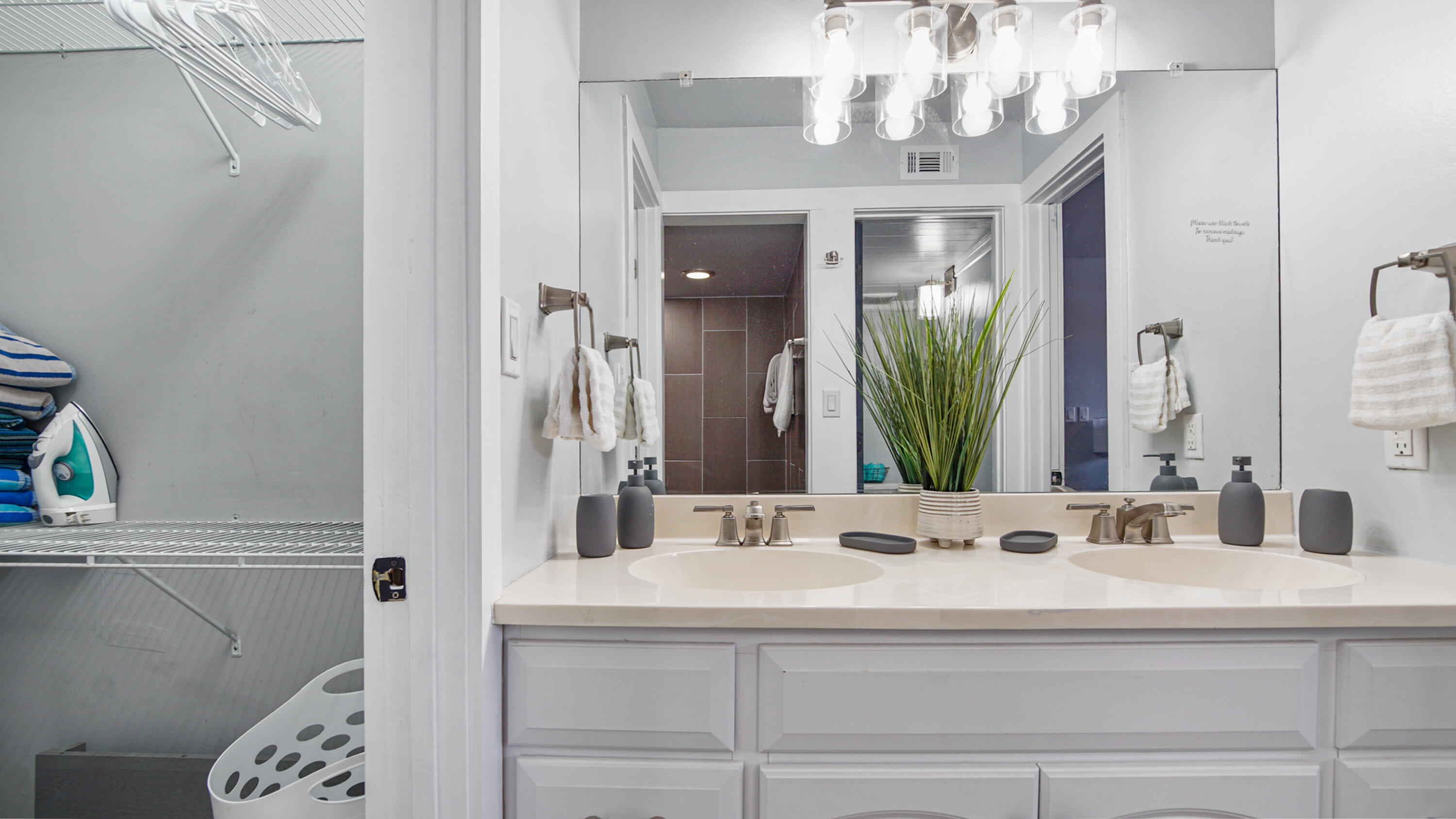 AQUAVISTA CONDO - Residential