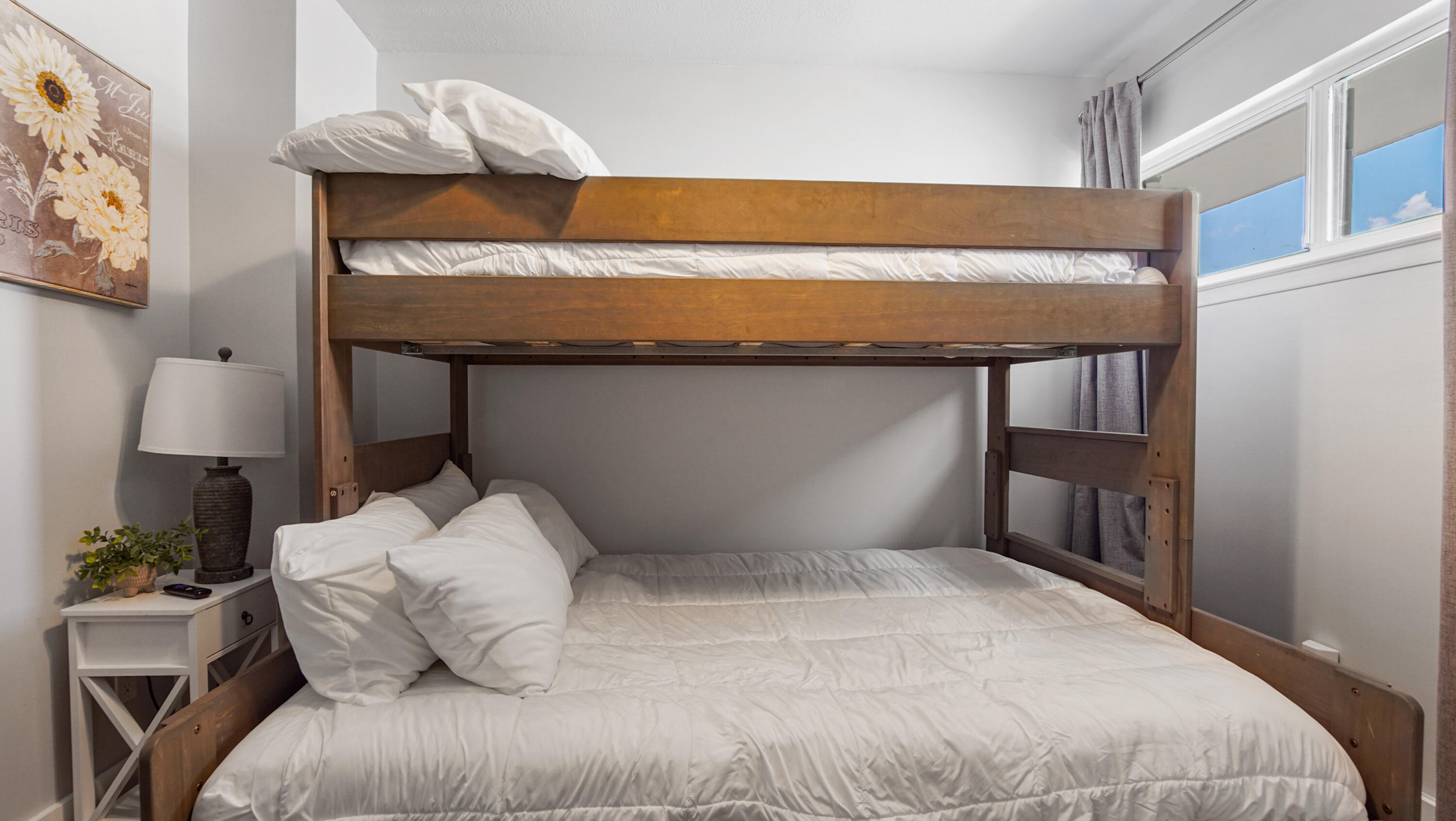 AQUAVISTA CONDO - Residential