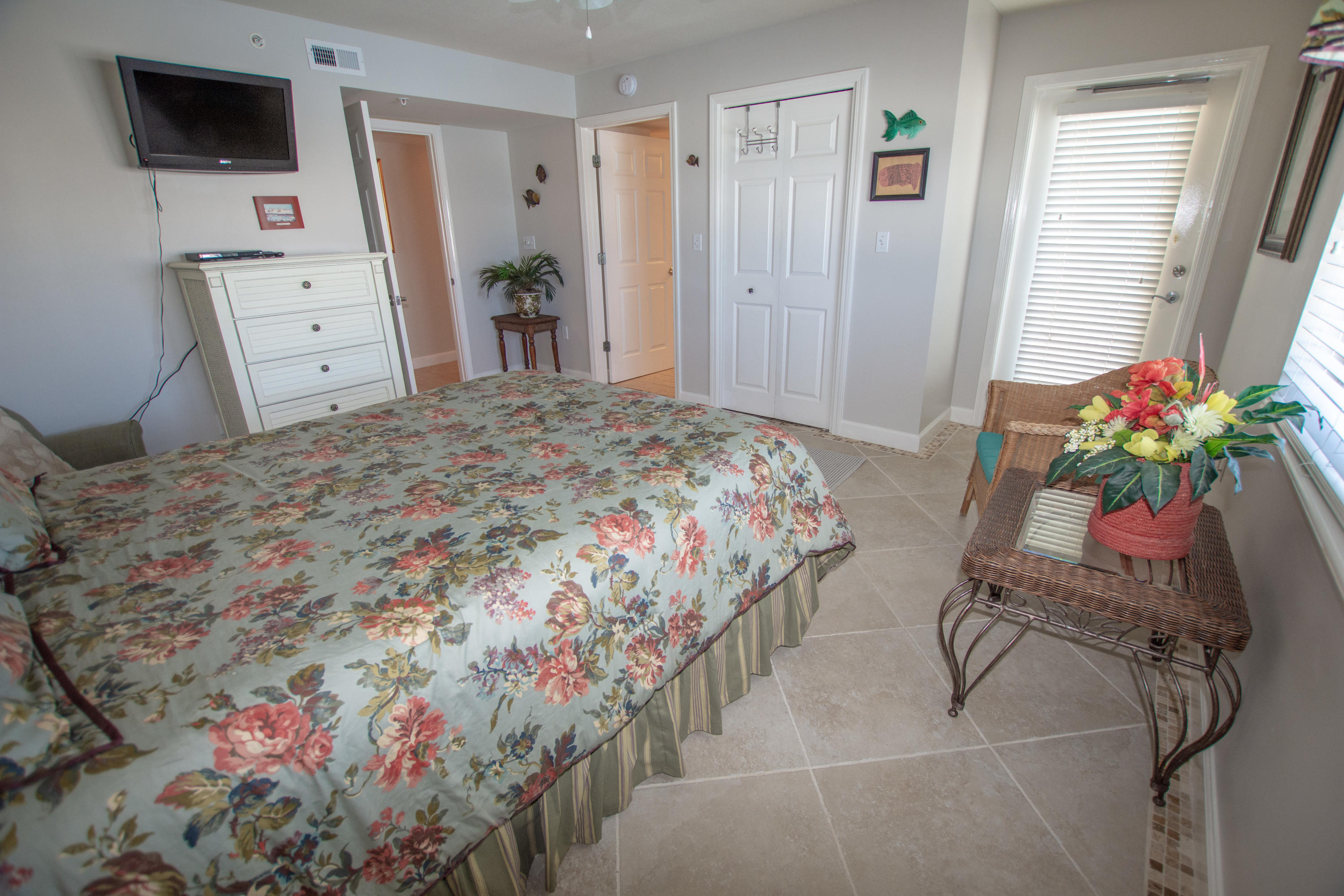 PELICAN ISLE - Residential