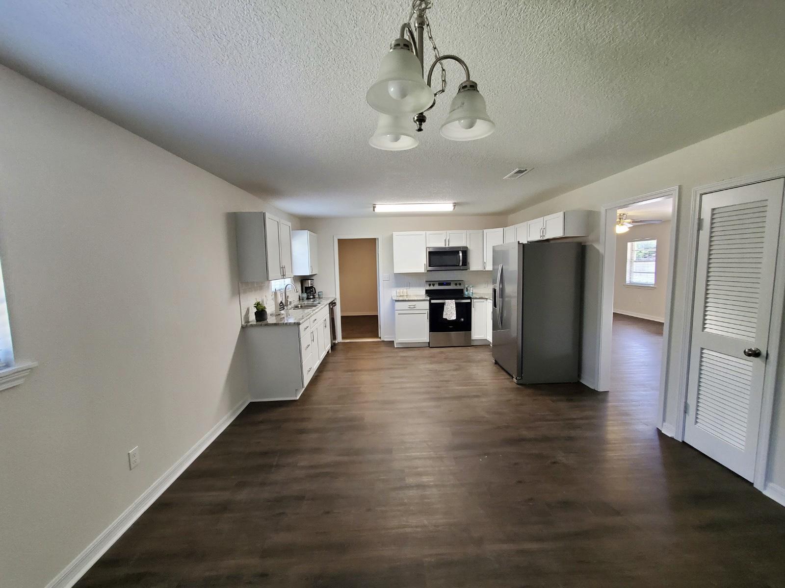 MAGNOLIA SPRINGS - Residential