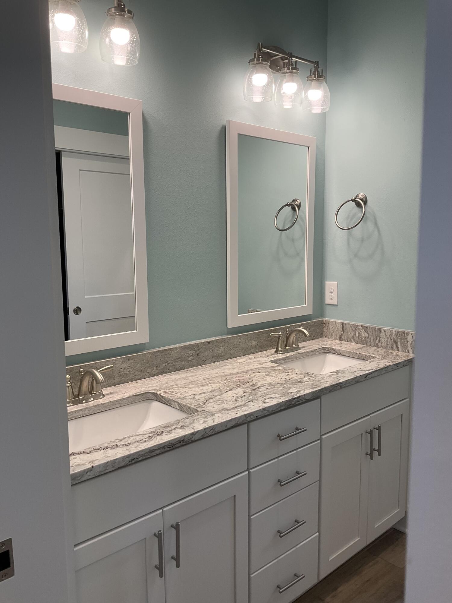 GRAYTON BAYOU - Residential Lease