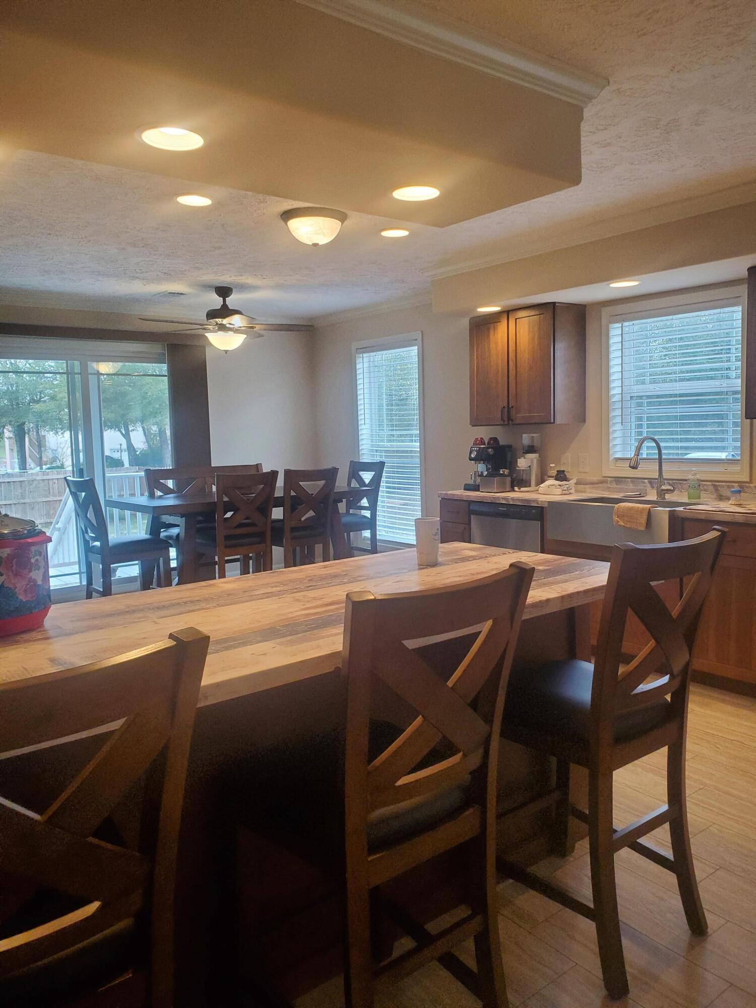 Juniper Lake estates unit 6 of Oakwood Hills S/D - Residential