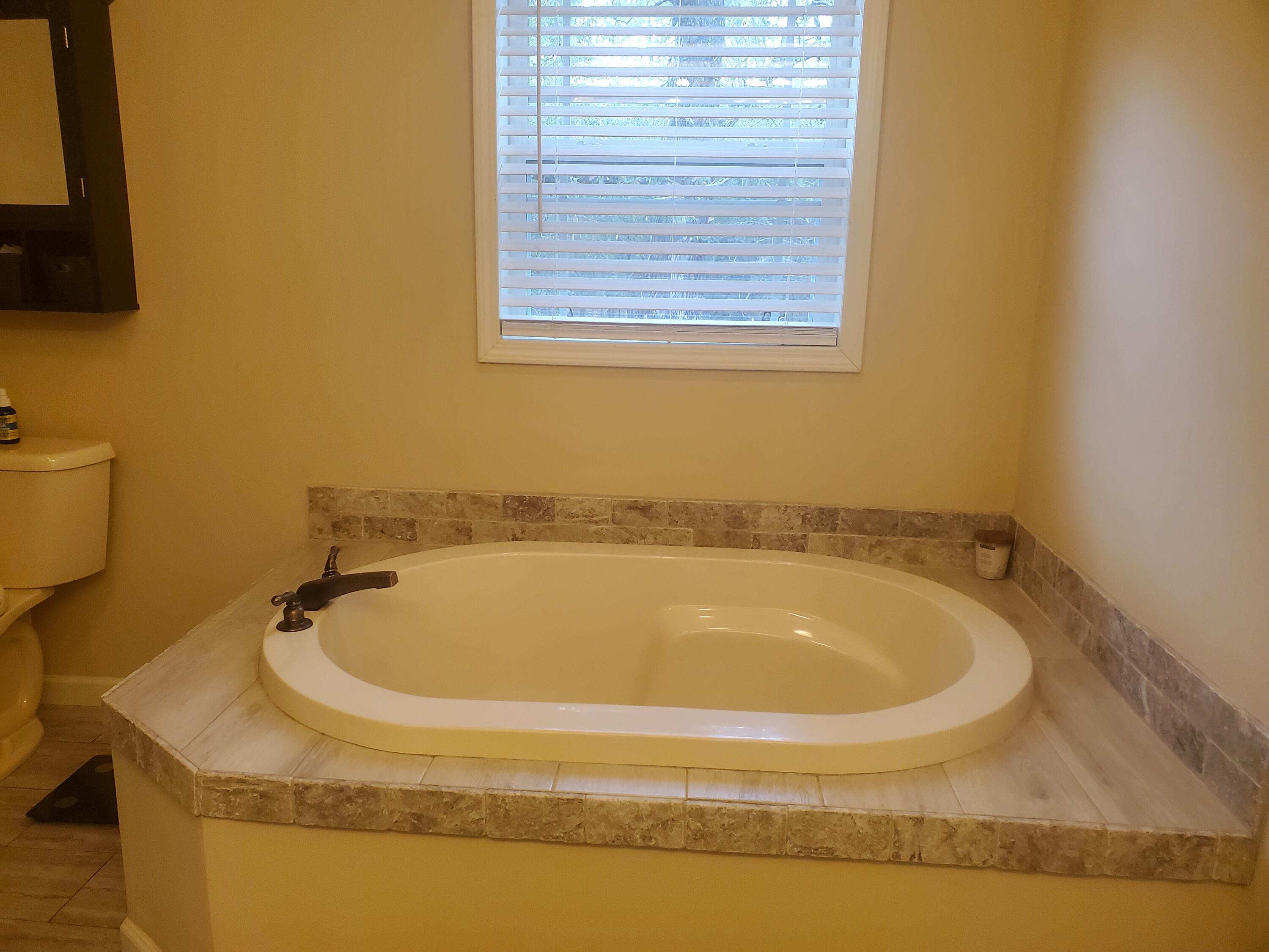 Juniper Lake estates unit 6 of Oakwood Hills S/D - Residential